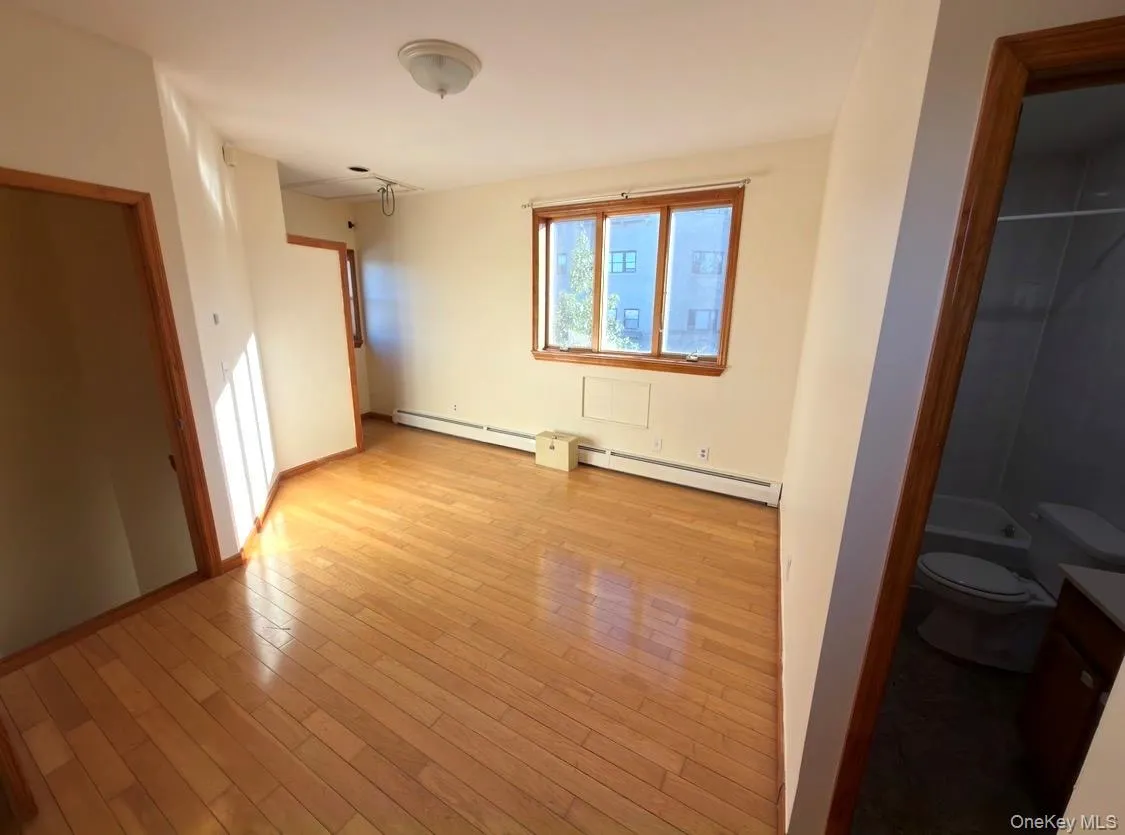 62-11 Woodside Avenue, New York, NY, 3 Bedroom Bedrooms, 4 Room Rooms,2 BathroomBathrooms,Residential Lease,For Rent,Woodside,0,1059523 62-11 Woodside Avenue, New York, NY, 3 Bedroom Bedrooms, 4 Room Rooms,2 BathroomBathrooms,Residential Lease,For Rent,Woodside,0,1059523