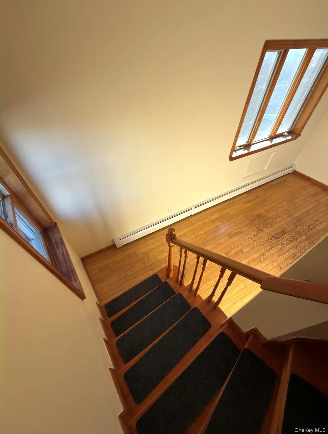 62-11 Woodside Avenue, New York, NY, 3 Bedroom Bedrooms, 4 Room Rooms,2 BathroomBathrooms,Residential Lease,For Rent,Woodside,0,1059523 62-11 Woodside Avenue, New York, NY, 3 Bedroom Bedrooms, 4 Room Rooms,2 BathroomBathrooms,Residential Lease,For Rent,Woodside,0,1059523