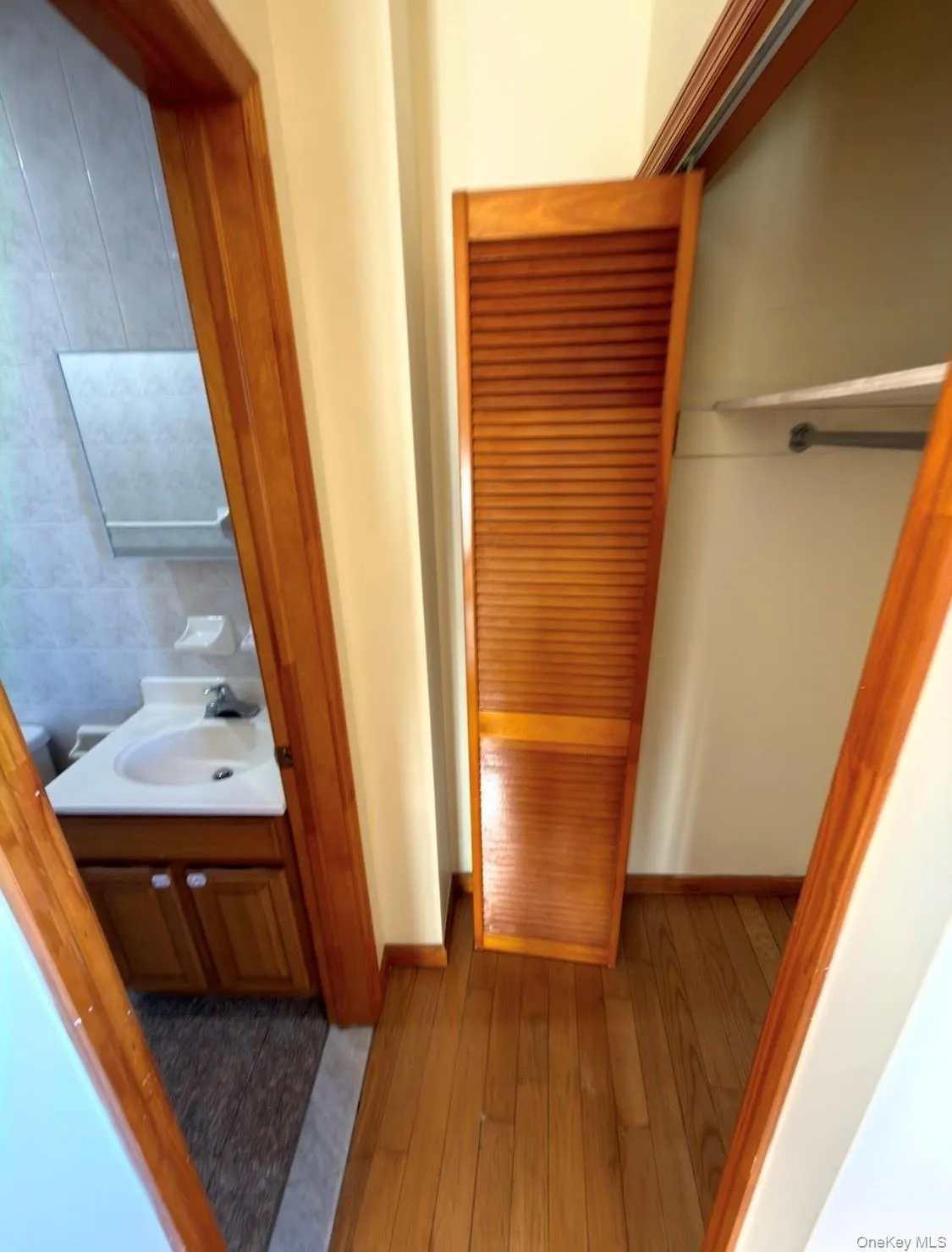 62-11 Woodside Avenue, New York, NY, 3 Bedroom Bedrooms, 4 Room Rooms,2 BathroomBathrooms,Residential Lease,For Rent,Woodside,0,1059523 62-11 Woodside Avenue, New York, NY, 3 Bedroom Bedrooms, 4 Room Rooms,2 BathroomBathrooms,Residential Lease,For Rent,Woodside,0,1059523