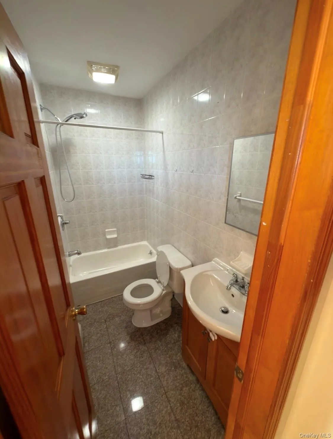 62-11 Woodside Avenue, New York, NY, 3 Bedroom Bedrooms, 4 Room Rooms,2 BathroomBathrooms,Residential Lease,For Rent,Woodside,0,1059523 62-11 Woodside Avenue, New York, NY, 3 Bedroom Bedrooms, 4 Room Rooms,2 BathroomBathrooms,Residential Lease,For Rent,Woodside,0,1059523