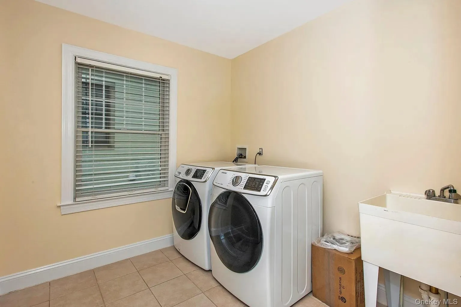 278 Church Street, White Plains, NY, 3 Bedrooms Bedrooms, 7 Rooms Rooms,2 BathroomsBathrooms,Residential,For Rent,Church,0,1059532 278 Church Street, White Plains, NY, 3 Bedrooms Bedrooms, 7 Rooms Rooms,2 BathroomsBathrooms,Residential,For Rent,Church,0,1059532