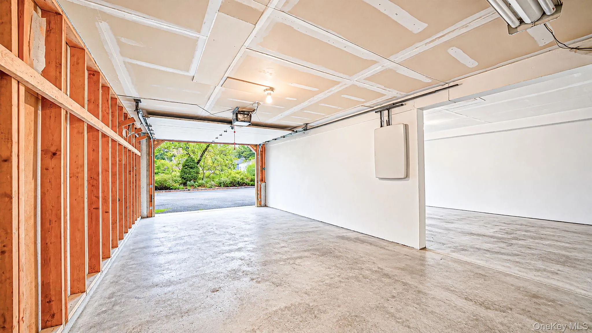 17 Gull Dip Road, Brookhaven, NY, 3 Bedrooms Bedrooms, 8 Rooms Rooms,1 BathroomBathrooms,Residential,For Rent,Gull Dip,0,1059537 17 Gull Dip Road, Brookhaven, NY, 3 Bedrooms Bedrooms, 8 Rooms Rooms,1 BathroomBathrooms,Residential,For Rent,Gull Dip,0,1059537