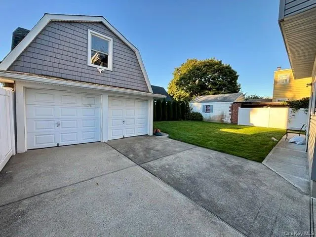 234 Garfield avenue, North Hempstead, NY, 2 Bedroom Bedrooms, 6 Room Rooms,1 BathroomBathrooms,Residential Lease,For Rent,Garfield avenue,0,1059546 234 Garfield avenue, North Hempstead, NY, 2 Bedroom Bedrooms, 6 Room Rooms,1 BathroomBathrooms,Residential Lease,For Rent,Garfield avenue,0,1059546