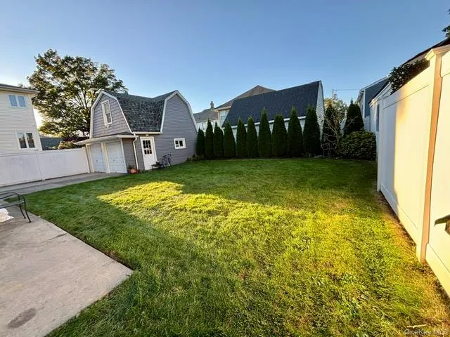 234 Garfield avenue, North Hempstead, NY, 2 Bedroom Bedrooms, 6 Room Rooms,1 BathroomBathrooms,Residential Lease,For Rent,Garfield avenue,0,1059546 234 Garfield avenue, North Hempstead, NY, 2 Bedroom Bedrooms, 6 Room Rooms,1 BathroomBathrooms,Residential Lease,For Rent,Garfield avenue,0,1059546