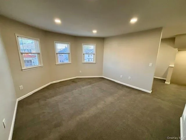 234 Garfield avenue, North Hempstead, NY, 2 Bedroom Bedrooms, 6 Room Rooms,1 BathroomBathrooms,Residential Lease,For Rent,Garfield avenue,0,1059546 234 Garfield avenue, North Hempstead, NY, 2 Bedroom Bedrooms, 6 Room Rooms,1 BathroomBathrooms,Residential Lease,For Rent,Garfield avenue,0,1059546