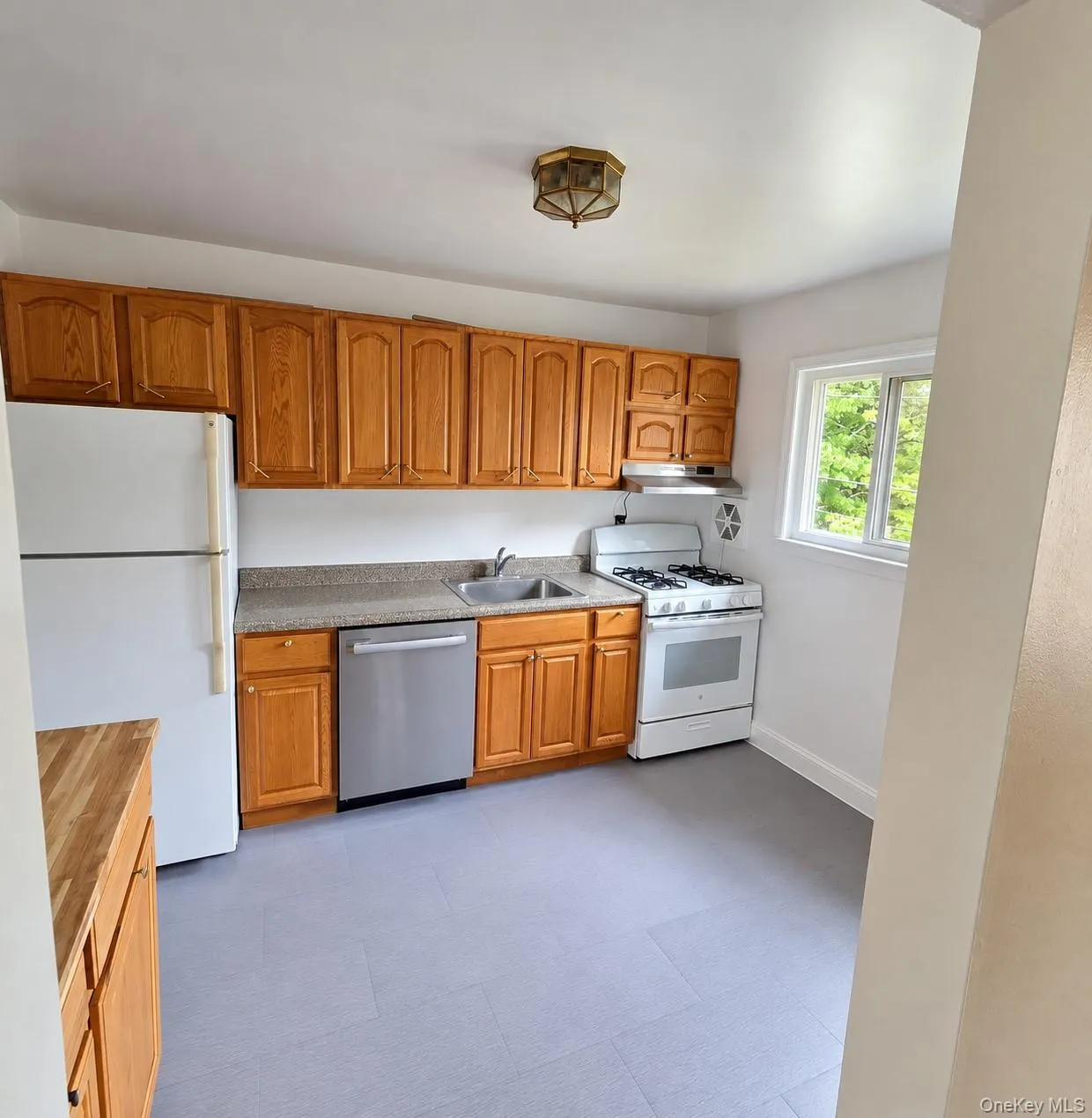 3 Fishkill Glen Drive, Fishkill, NY, 2 Bedroom Bedrooms, 5 Room Rooms,1 BathroomBathrooms,Residential Lease,For Rent,Fishkill Glen,0,1059548 3 Fishkill Glen Drive, Fishkill, NY, 2 Bedroom Bedrooms, 5 Room Rooms,1 BathroomBathrooms,Residential Lease,For Rent,Fishkill Glen,0,1059548