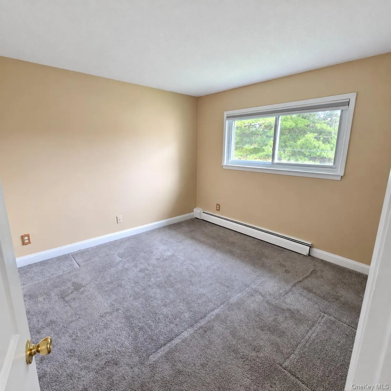 3 Fishkill Glen Drive, Fishkill, NY, 2 Bedroom Bedrooms, 5 Room Rooms,1 BathroomBathrooms,Residential Lease,For Rent,Fishkill Glen,0,1059548 3 Fishkill Glen Drive, Fishkill, NY, 2 Bedroom Bedrooms, 5 Room Rooms,1 BathroomBathrooms,Residential Lease,For Rent,Fishkill Glen,0,1059548