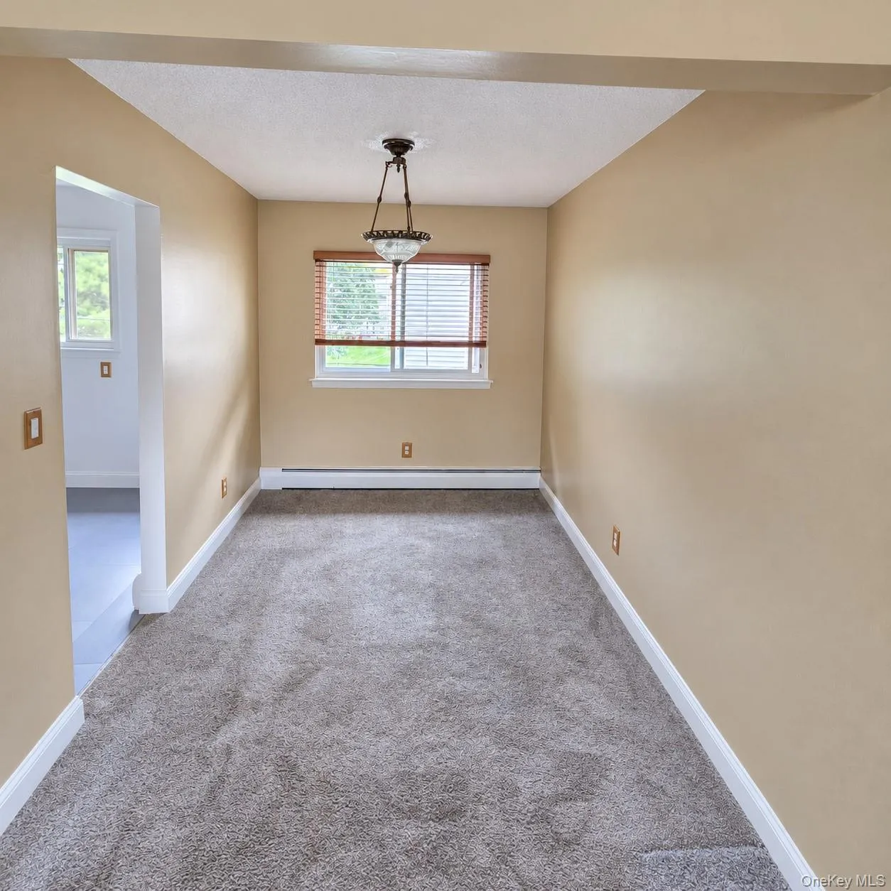 3 Fishkill Glen Drive, Fishkill, NY, 2 Bedroom Bedrooms, 5 Room Rooms,1 BathroomBathrooms,Residential Lease,For Rent,Fishkill Glen,0,1059548 3 Fishkill Glen Drive, Fishkill, NY, 2 Bedroom Bedrooms, 5 Room Rooms,1 BathroomBathrooms,Residential Lease,For Rent,Fishkill Glen,0,1059548