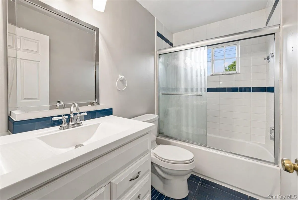 47 Stratler Drive, Brookhaven, NY, 5 Bedrooms Bedrooms, 9 Rooms Rooms,3 BathroomsBathrooms,Residential,For Rent,Stratler,0,1059549 47 Stratler Drive, Brookhaven, NY, 5 Bedrooms Bedrooms, 9 Rooms Rooms,3 BathroomsBathrooms,Residential,For Rent,Stratler,0,1059549