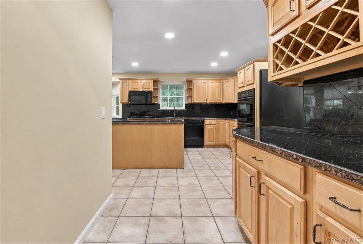47 Stratler Drive, Brookhaven, NY, 5 Bedrooms Bedrooms, 9 Rooms Rooms,3 BathroomsBathrooms,Residential,For Rent,Stratler,0,1059549 47 Stratler Drive, Brookhaven, NY, 5 Bedrooms Bedrooms, 9 Rooms Rooms,3 BathroomsBathrooms,Residential,For Rent,Stratler,0,1059549