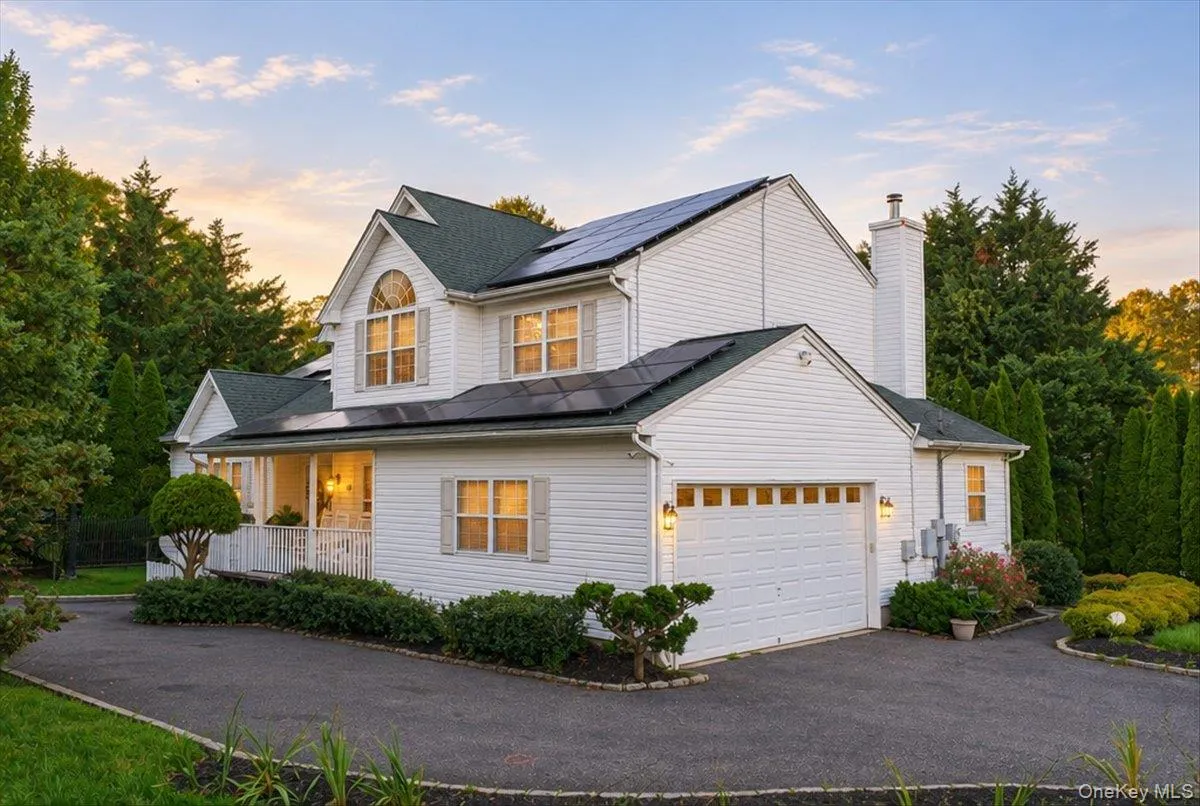 47 Stratler Drive, Brookhaven, NY, 5 Bedrooms Bedrooms, 9 Rooms Rooms,3 BathroomsBathrooms,Residential,For Rent,Stratler,0,1059549 47 Stratler Drive, Brookhaven, NY, 5 Bedrooms Bedrooms, 9 Rooms Rooms,3 BathroomsBathrooms,Residential,For Rent,Stratler,0,1059549