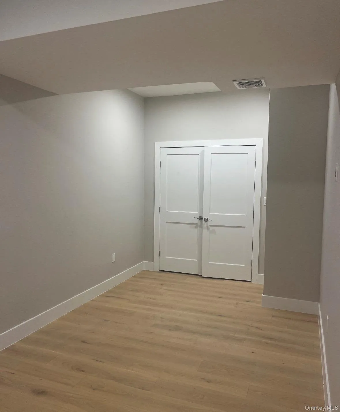 111 Roosevelt Avenue, North Hempstead, NY, 1 Bedroom Bedrooms, 3 Room Rooms,1 BathroomBathrooms,Residential Lease,For Rent,Roosevelt,0,1059554 111 Roosevelt Avenue, North Hempstead, NY, 1 Bedroom Bedrooms, 3 Room Rooms,1 BathroomBathrooms,Residential Lease,For Rent,Roosevelt,0,1059554