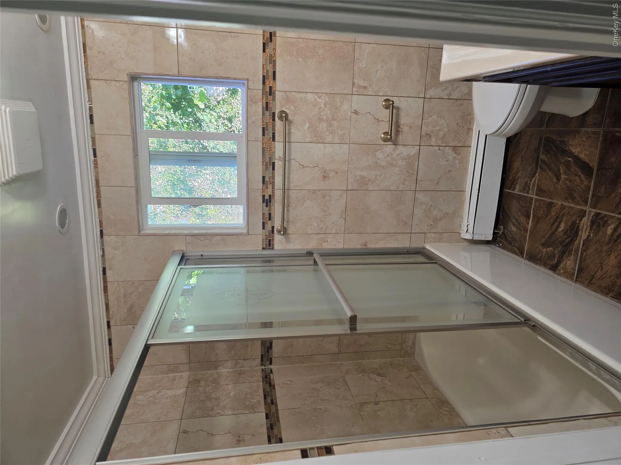 452 Jefferson Street, Oyster Bay, NY, 2 Bedroom Bedrooms, 4 Room Rooms,1 BathroomBathrooms,Residential Lease,For Rent,Jefferson,0,1059557 452 Jefferson Street, Oyster Bay, NY, 2 Bedroom Bedrooms, 4 Room Rooms,1 BathroomBathrooms,Residential Lease,For Rent,Jefferson,0,1059557