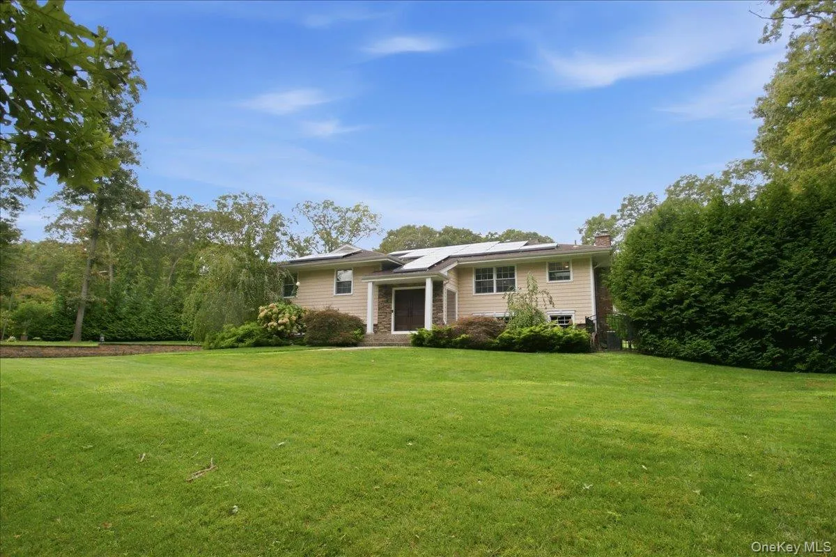 20 Beaumont Drive, Huntington, NY, 5 Bedrooms Bedrooms, 10 Rooms Rooms,3 BathroomsBathrooms,Residential,For Rent,Beaumont,0,1059572 20 Beaumont Drive, Huntington, NY, 5 Bedrooms Bedrooms, 10 Rooms Rooms,3 BathroomsBathrooms,Residential,For Rent,Beaumont,0,1059572