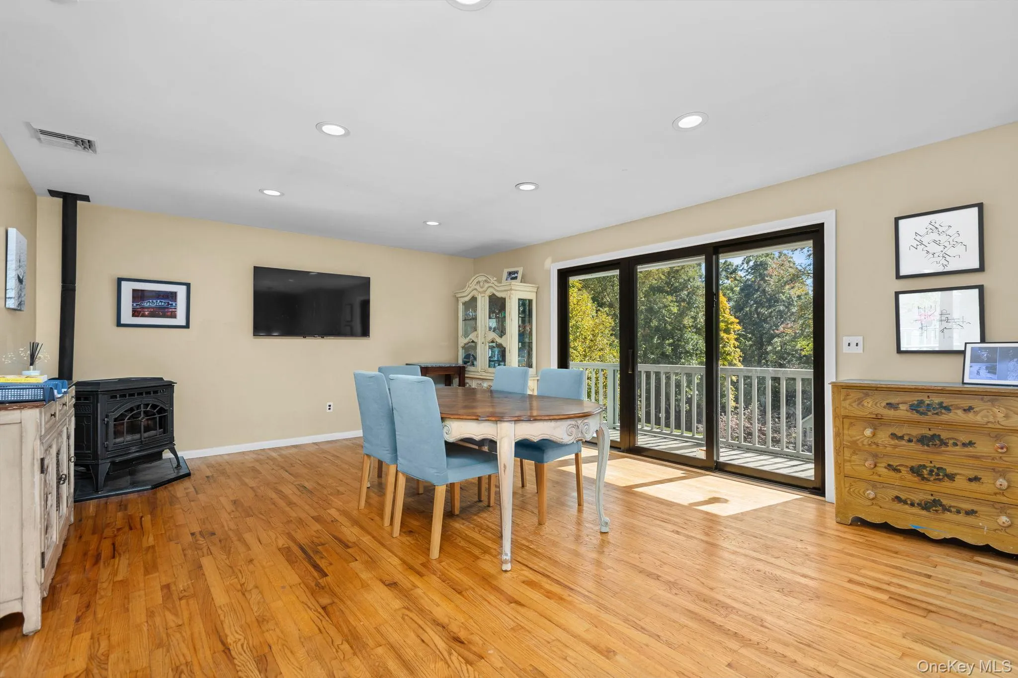 8 Dover Lane, Carmel, NY, 3 Bedrooms Bedrooms, 7 Rooms Rooms,2 BathroomsBathrooms,Residential,For Rent,Dover,0,1059576 8 Dover Lane, Carmel, NY, 3 Bedrooms Bedrooms, 7 Rooms Rooms,2 BathroomsBathrooms,Residential,For Rent,Dover,0,1059576