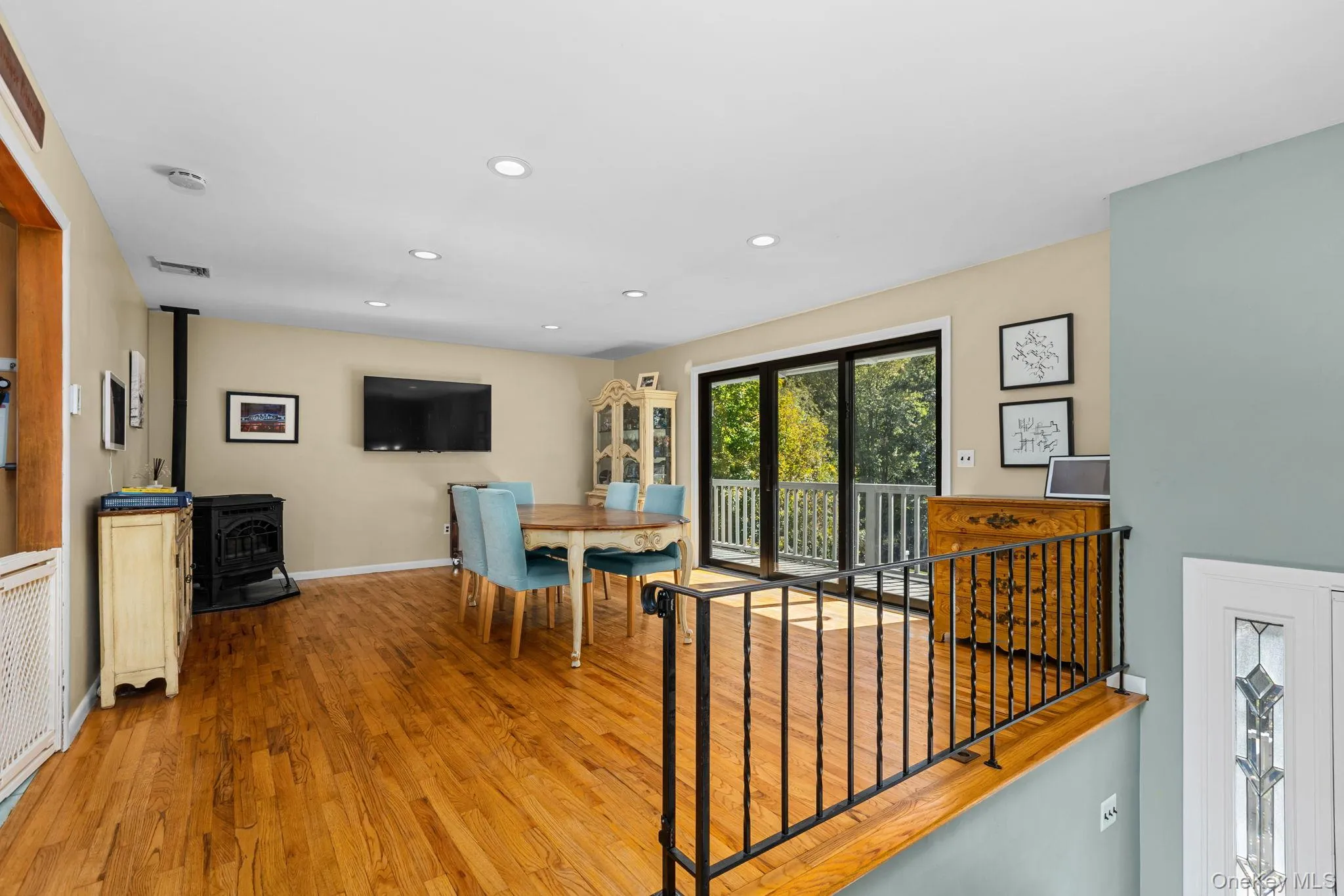 8 Dover Lane, Carmel, NY, 3 Bedrooms Bedrooms, 7 Rooms Rooms,2 BathroomsBathrooms,Residential,For Rent,Dover,0,1059576 8 Dover Lane, Carmel, NY, 3 Bedrooms Bedrooms, 7 Rooms Rooms,2 BathroomsBathrooms,Residential,For Rent,Dover,0,1059576
