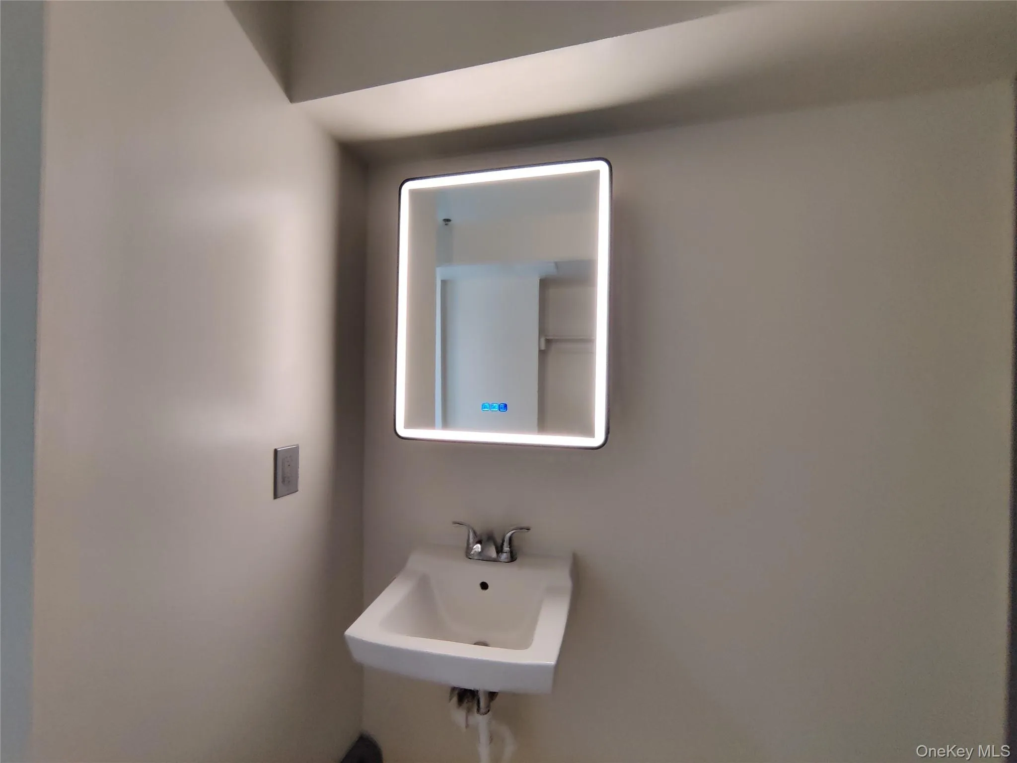 219 MILL Street, Poughkeepsie, NY, 2 Bedroom Bedrooms, 5 Room Rooms,1 BathroomBathrooms,Residential Lease,For Rent,MILL,0,1059582 219 MILL Street, Poughkeepsie, NY, 2 Bedroom Bedrooms, 5 Room Rooms,1 BathroomBathrooms,Residential Lease,For Rent,MILL,0,1059582