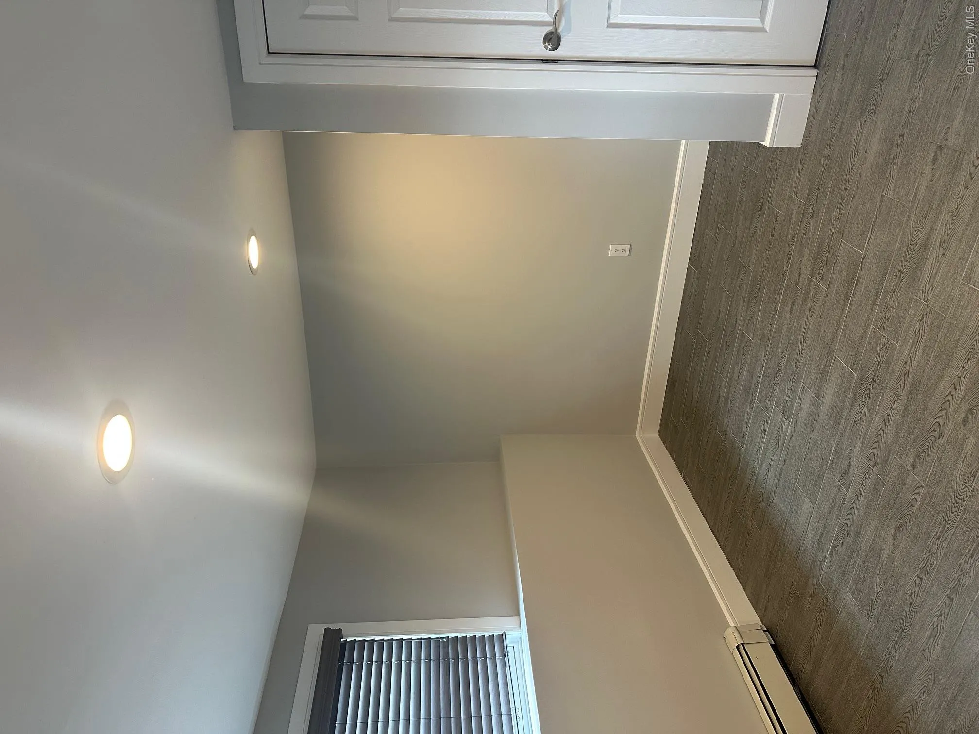 25 Young Street, West Babylon, NY, 1 Bedroom Bedrooms, 3 Room Rooms,1 BathroomBathrooms,Residential Lease,For Rent,Young,0,1059588 25 Young Street, West Babylon, NY, 1 Bedroom Bedrooms, 3 Room Rooms,1 BathroomBathrooms,Residential Lease,For Rent,Young,0,1059588