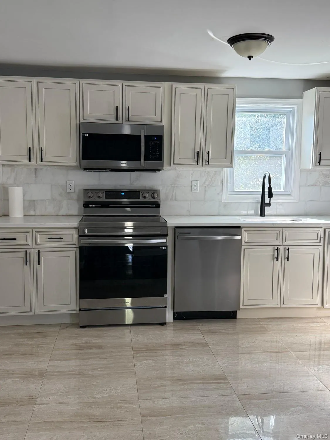 58 25th Street, Babylon, NY, 6 Bedroom Bedrooms, 11 Room Rooms,2 BathroomBathrooms,Residential Lease,For Rent,25th,0,1059594 58 25th Street, Babylon, NY, 6 Bedroom Bedrooms, 11 Room Rooms,2 BathroomBathrooms,Residential Lease,For Rent,25th,0,1059594