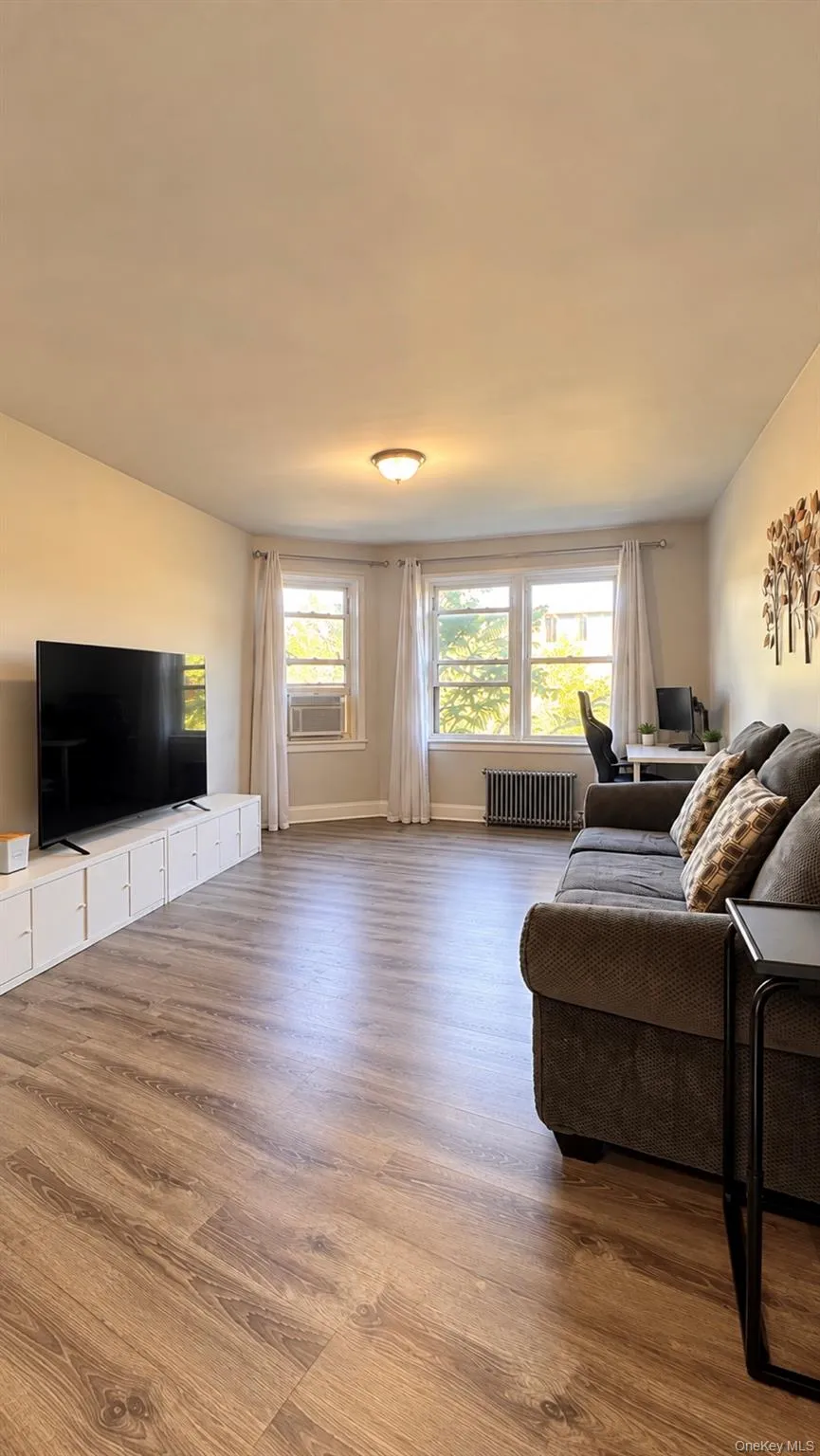 141-18 78th Avenue, New York, NY, 1 Bedroom Bedrooms, 3 Rooms Rooms,1 BathroomBathrooms,Residential,For Rent,78th,0,1059596 141-18 78th Avenue, New York, NY, 1 Bedroom Bedrooms, 3 Rooms Rooms,1 BathroomBathrooms,Residential,For Rent,78th,0,1059596