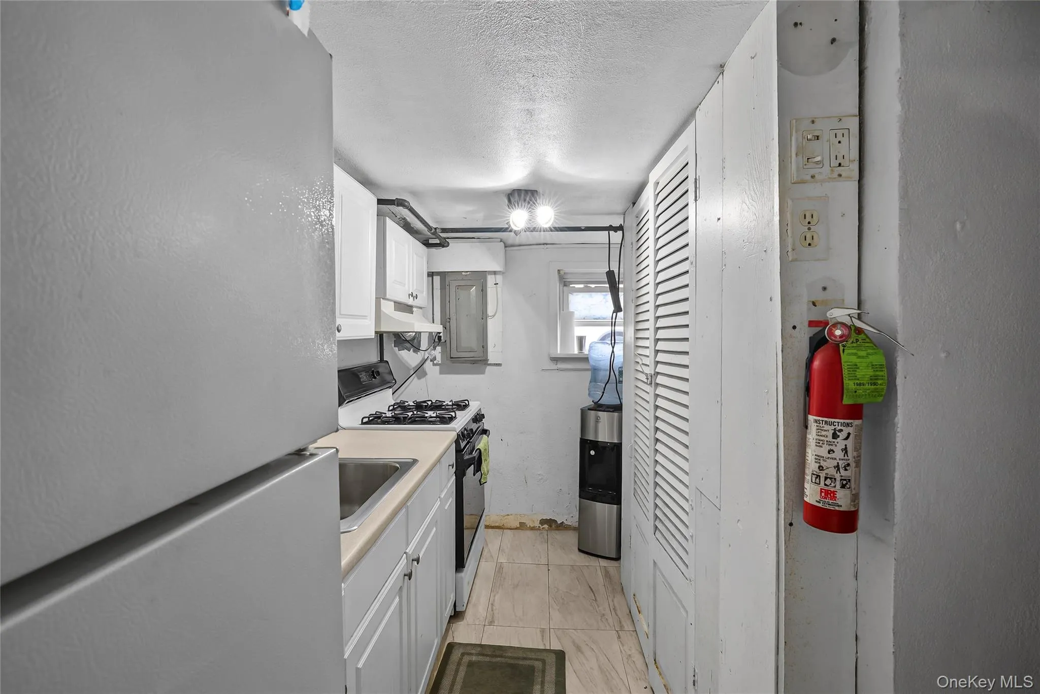 552 Kirkman Avenue, Hempstead, NY, 1 Bedroom Bedrooms, 4 Rooms Rooms,1 BathroomBathrooms,Residential,For Rent,Kirkman,0,1059599 552 Kirkman Avenue, Hempstead, NY, 1 Bedroom Bedrooms, 4 Rooms Rooms,1 BathroomBathrooms,Residential,For Rent,Kirkman,0,1059599