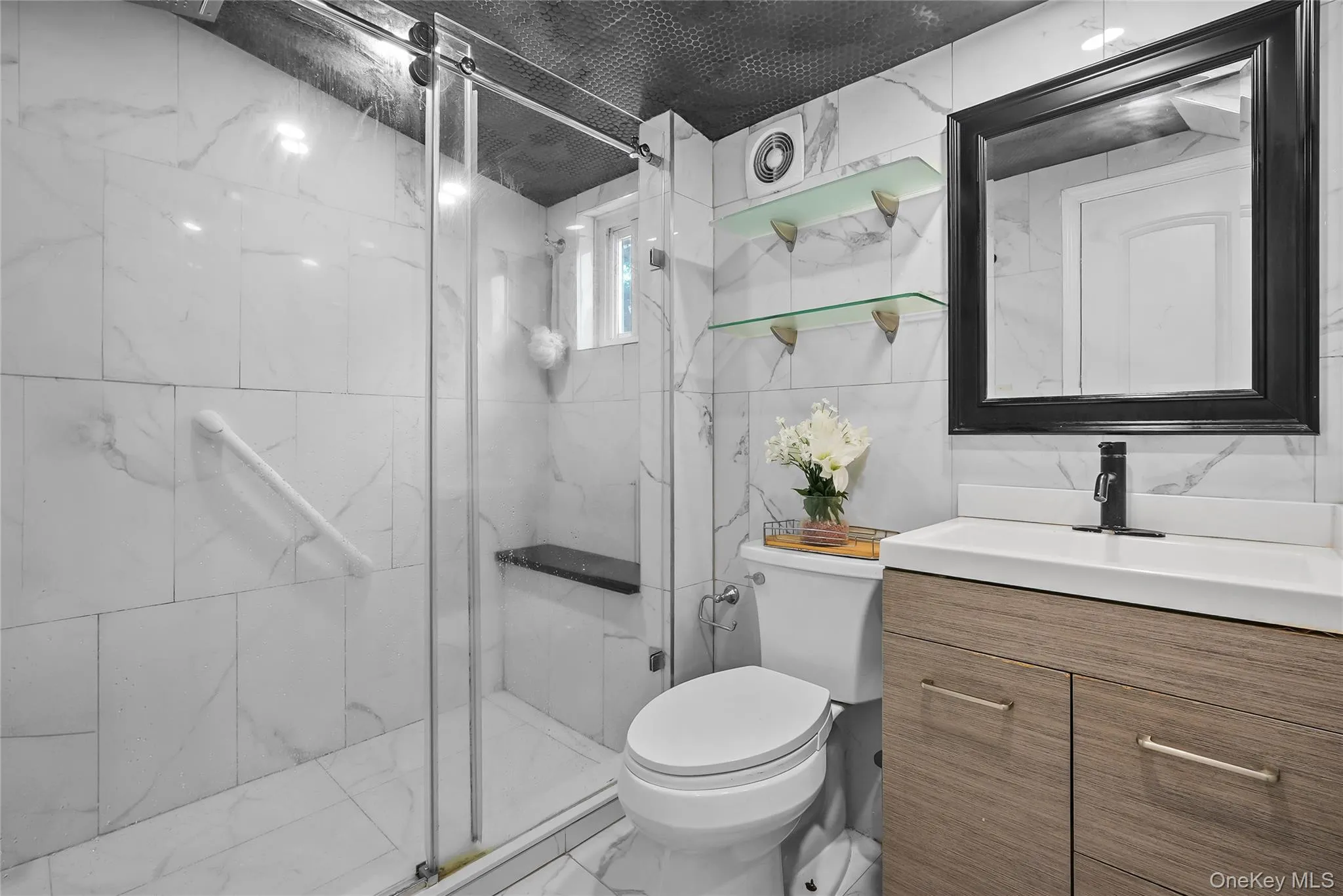 552 Kirkman Avenue, Hempstead, NY, 1 Bedroom Bedrooms, 4 Rooms Rooms,1 BathroomBathrooms,Residential,For Rent,Kirkman,0,1059599 552 Kirkman Avenue, Hempstead, NY, 1 Bedroom Bedrooms, 4 Rooms Rooms,1 BathroomBathrooms,Residential,For Rent,Kirkman,0,1059599