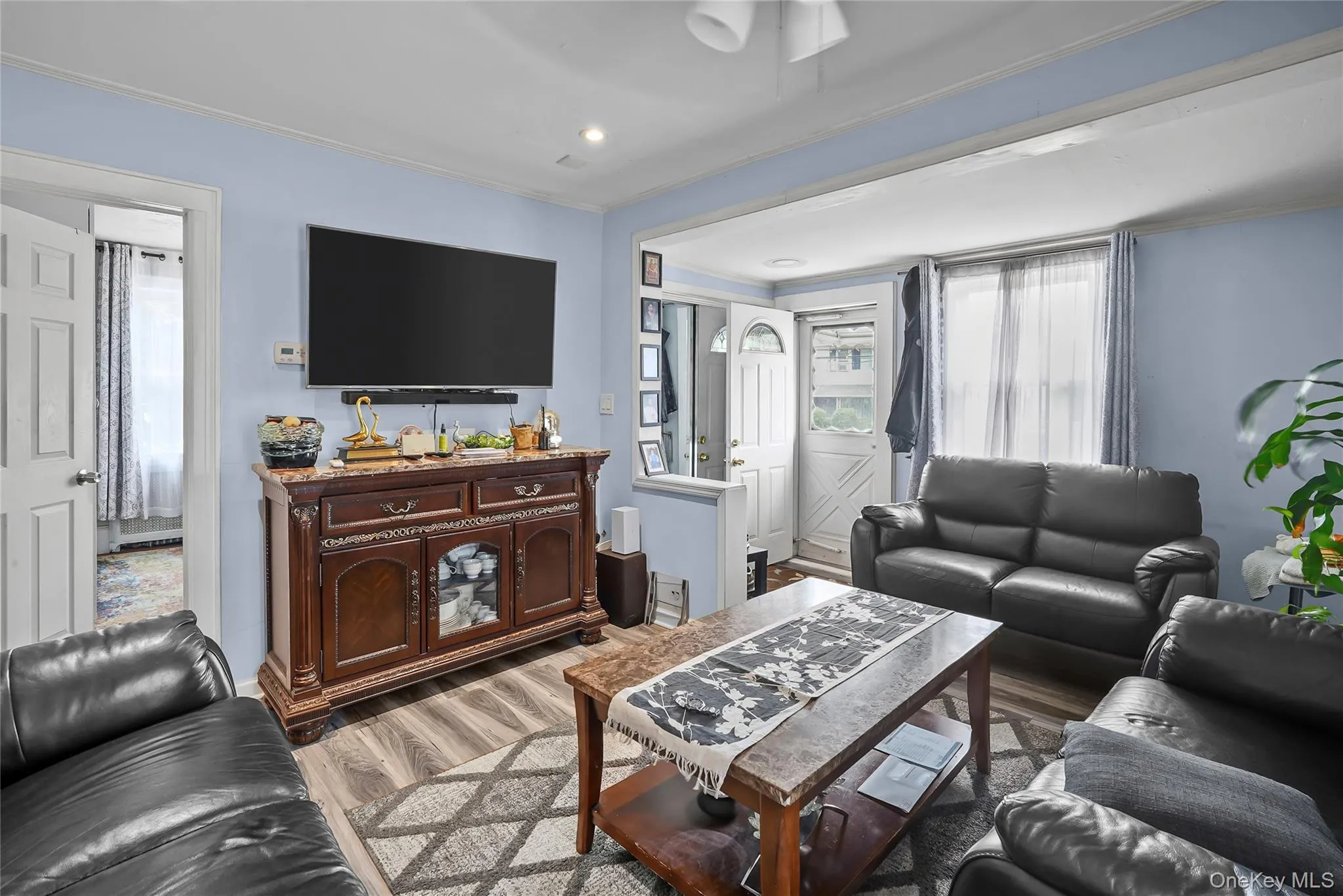 552 Kirkman Avenue, Hempstead, NY, 1 Bedroom Bedrooms, 4 Rooms Rooms,1 BathroomBathrooms,Residential,For Rent,Kirkman,0,1059599 552 Kirkman Avenue, Hempstead, NY, 1 Bedroom Bedrooms, 4 Rooms Rooms,1 BathroomBathrooms,Residential,For Rent,Kirkman,0,1059599
