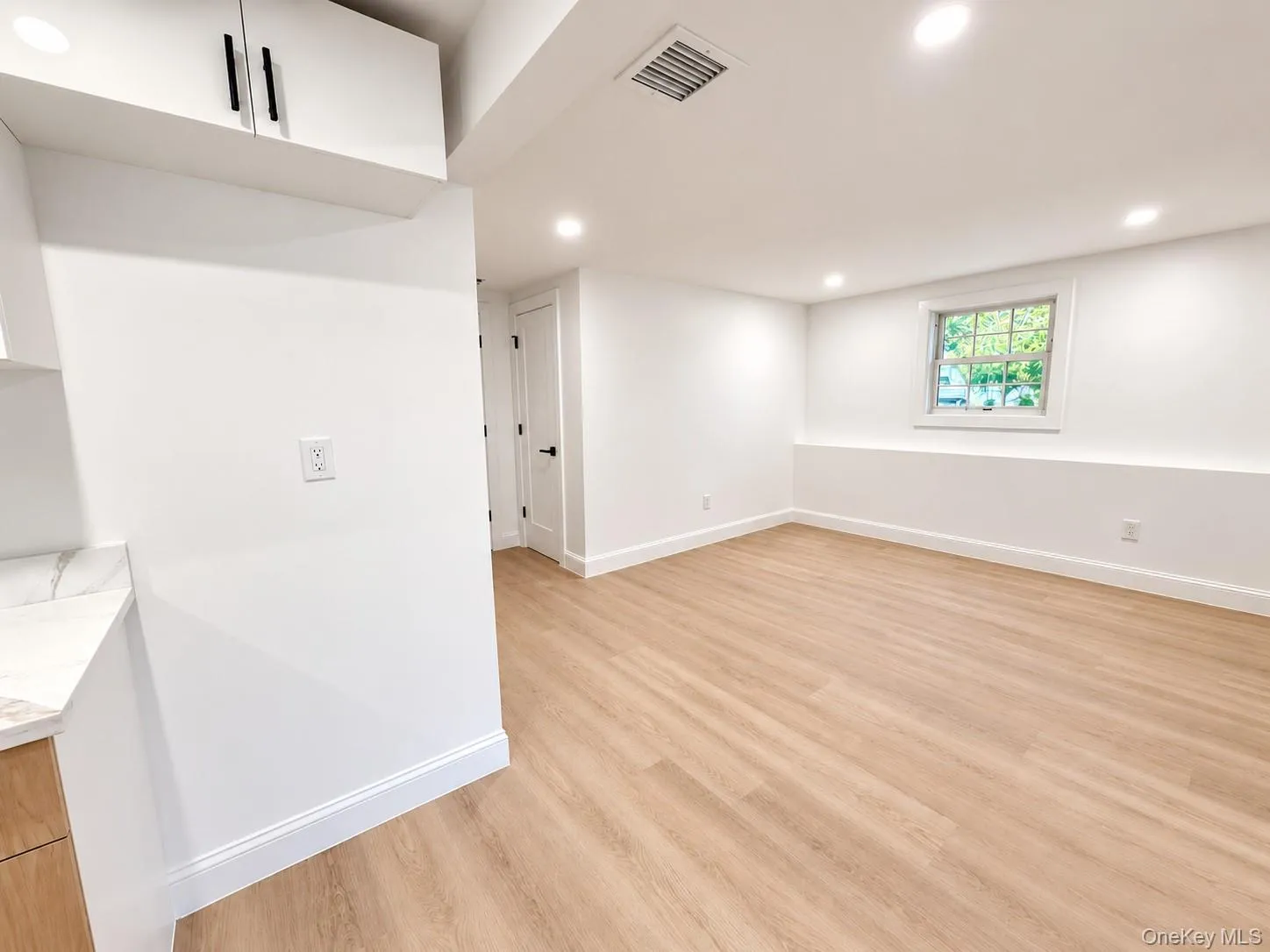 21 Lama Drive, Brookhaven, NY, 5 Bedrooms Bedrooms, 11 Rooms Rooms,2 BathroomsBathrooms,Residential,For Rent,Lama,0,1059600 21 Lama Drive, Brookhaven, NY, 5 Bedrooms Bedrooms, 11 Rooms Rooms,2 BathroomsBathrooms,Residential,For Rent,Lama,0,1059600