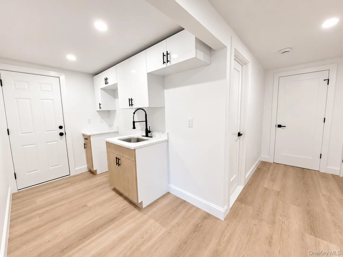 21 Lama Drive, Brookhaven, NY, 5 Bedrooms Bedrooms, 11 Rooms Rooms,2 BathroomsBathrooms,Residential,For Rent,Lama,0,1059600 21 Lama Drive, Brookhaven, NY, 5 Bedrooms Bedrooms, 11 Rooms Rooms,2 BathroomsBathrooms,Residential,For Rent,Lama,0,1059600