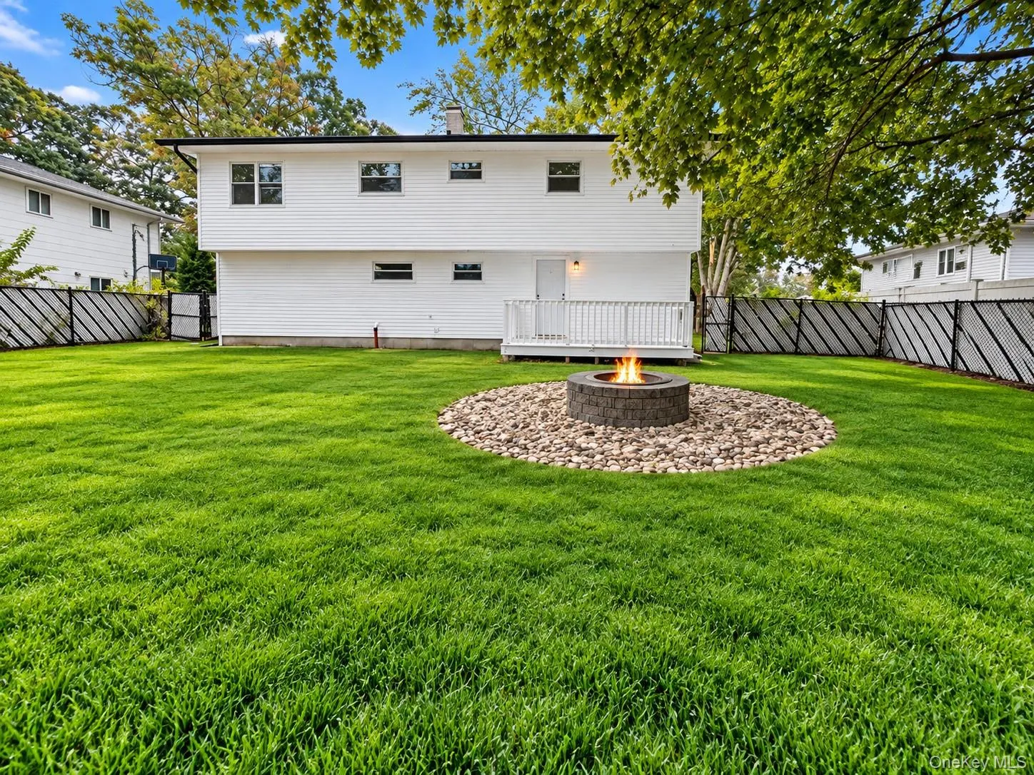 21 Lama Drive, Brookhaven, NY, 5 Bedrooms Bedrooms, 11 Rooms Rooms,2 BathroomsBathrooms,Residential,For Rent,Lama,0,1059600 21 Lama Drive, Brookhaven, NY, 5 Bedrooms Bedrooms, 11 Rooms Rooms,2 BathroomsBathrooms,Residential,For Rent,Lama,0,1059600