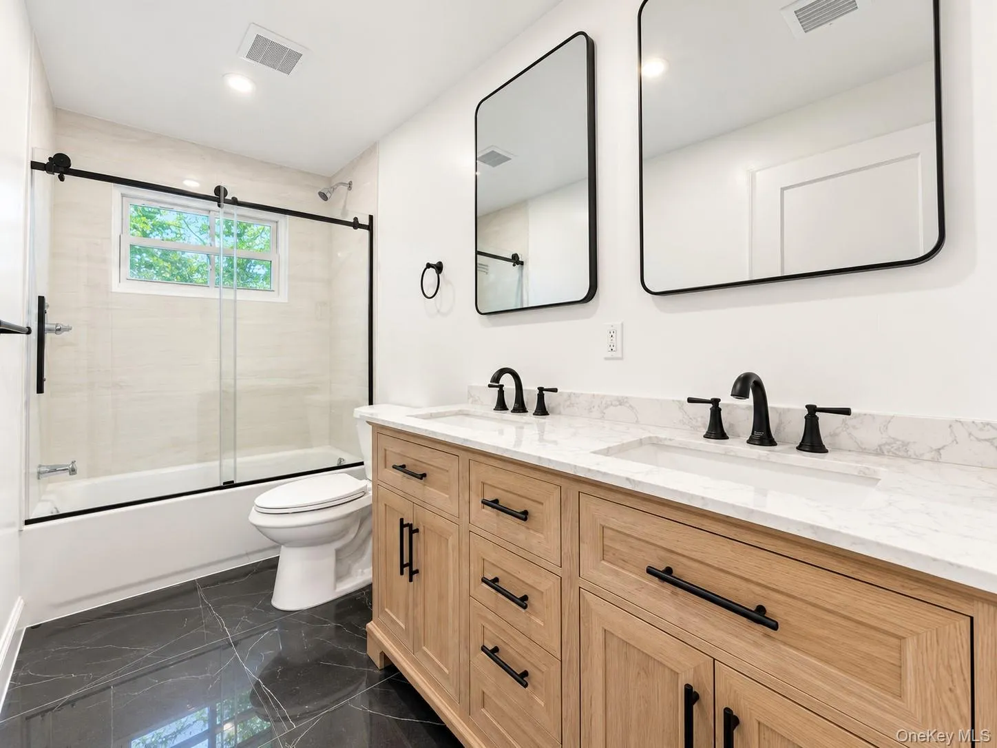 21 Lama Drive, Brookhaven, NY, 5 Bedrooms Bedrooms, 11 Rooms Rooms,2 BathroomsBathrooms,Residential,For Rent,Lama,0,1059600 21 Lama Drive, Brookhaven, NY, 5 Bedrooms Bedrooms, 11 Rooms Rooms,2 BathroomsBathrooms,Residential,For Rent,Lama,0,1059600