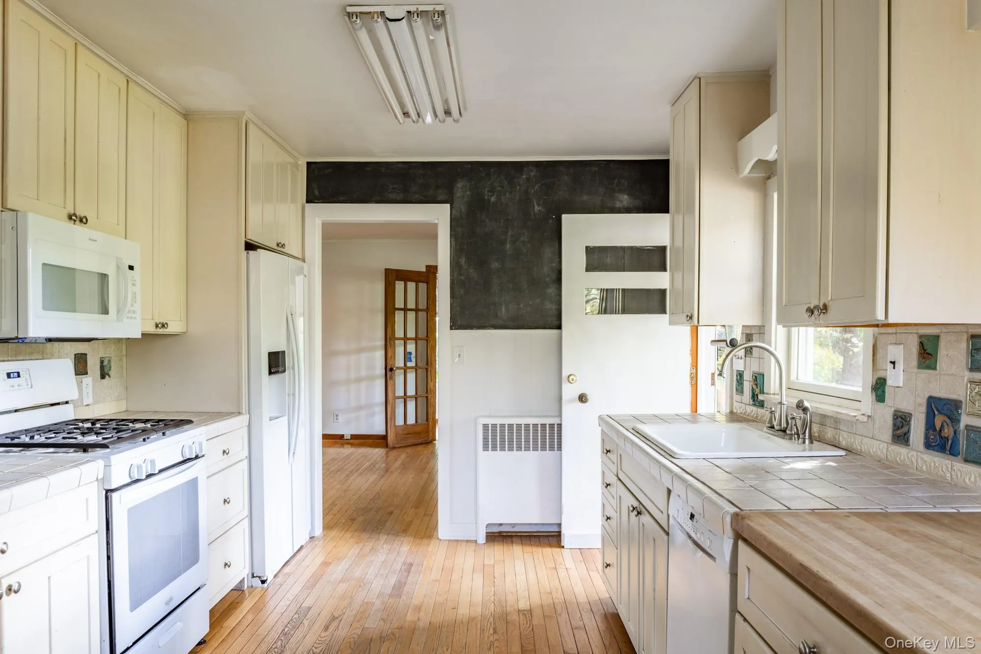 72 Rock City Road, Woodstock, NY, 3 Bedrooms Bedrooms, 7 Rooms Rooms,2 BathroomsBathrooms,Residential,For Rent,Rock City,0,1059628 72 Rock City Road, Woodstock, NY, 3 Bedrooms Bedrooms, 7 Rooms Rooms,2 BathroomsBathrooms,Residential,For Rent,Rock City,0,1059628