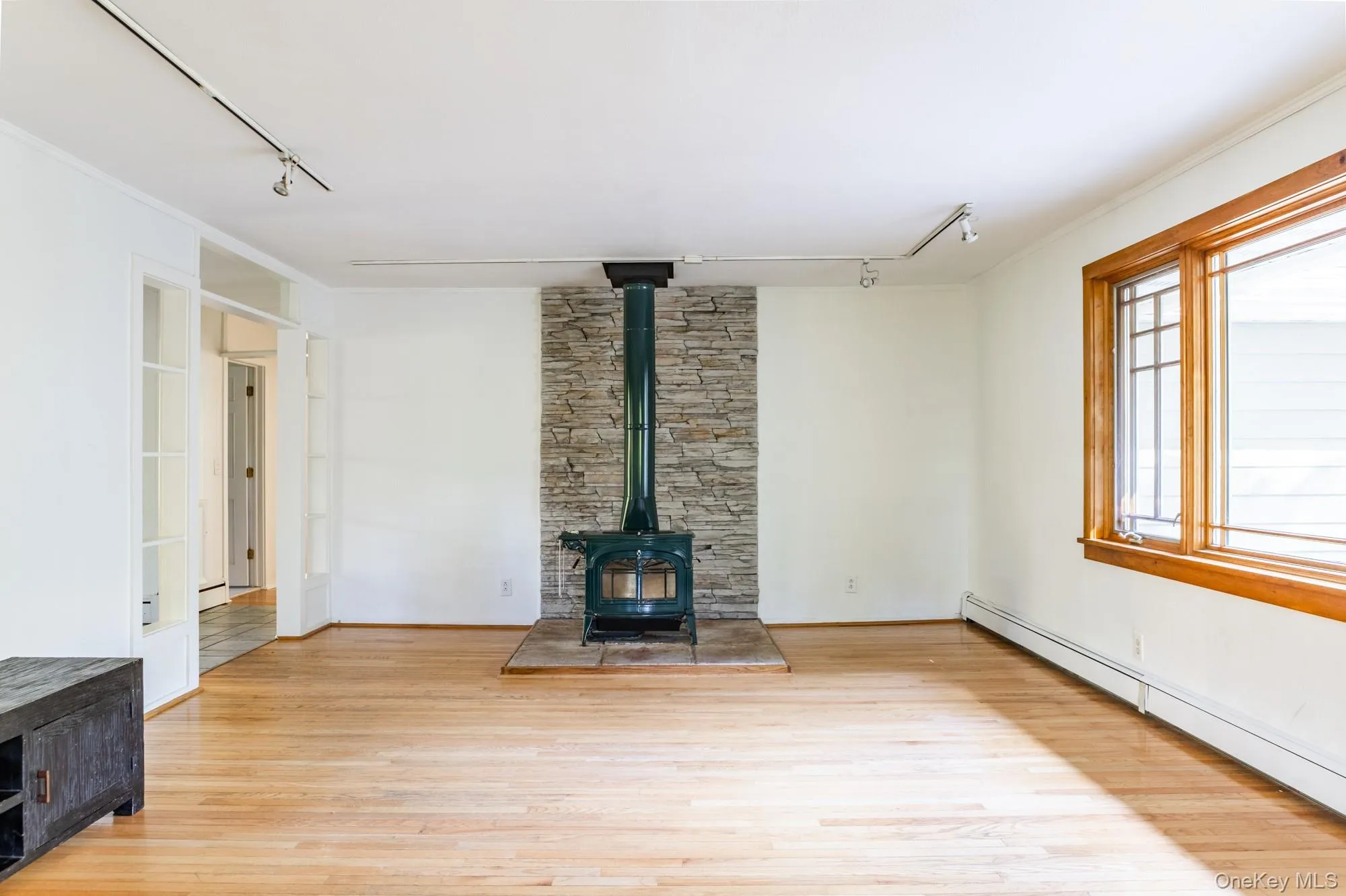 72 Rock City Road, Woodstock, NY, 3 Bedrooms Bedrooms, 7 Rooms Rooms,2 BathroomsBathrooms,Residential,For Rent,Rock City,0,1059628 72 Rock City Road, Woodstock, NY, 3 Bedrooms Bedrooms, 7 Rooms Rooms,2 BathroomsBathrooms,Residential,For Rent,Rock City,0,1059628