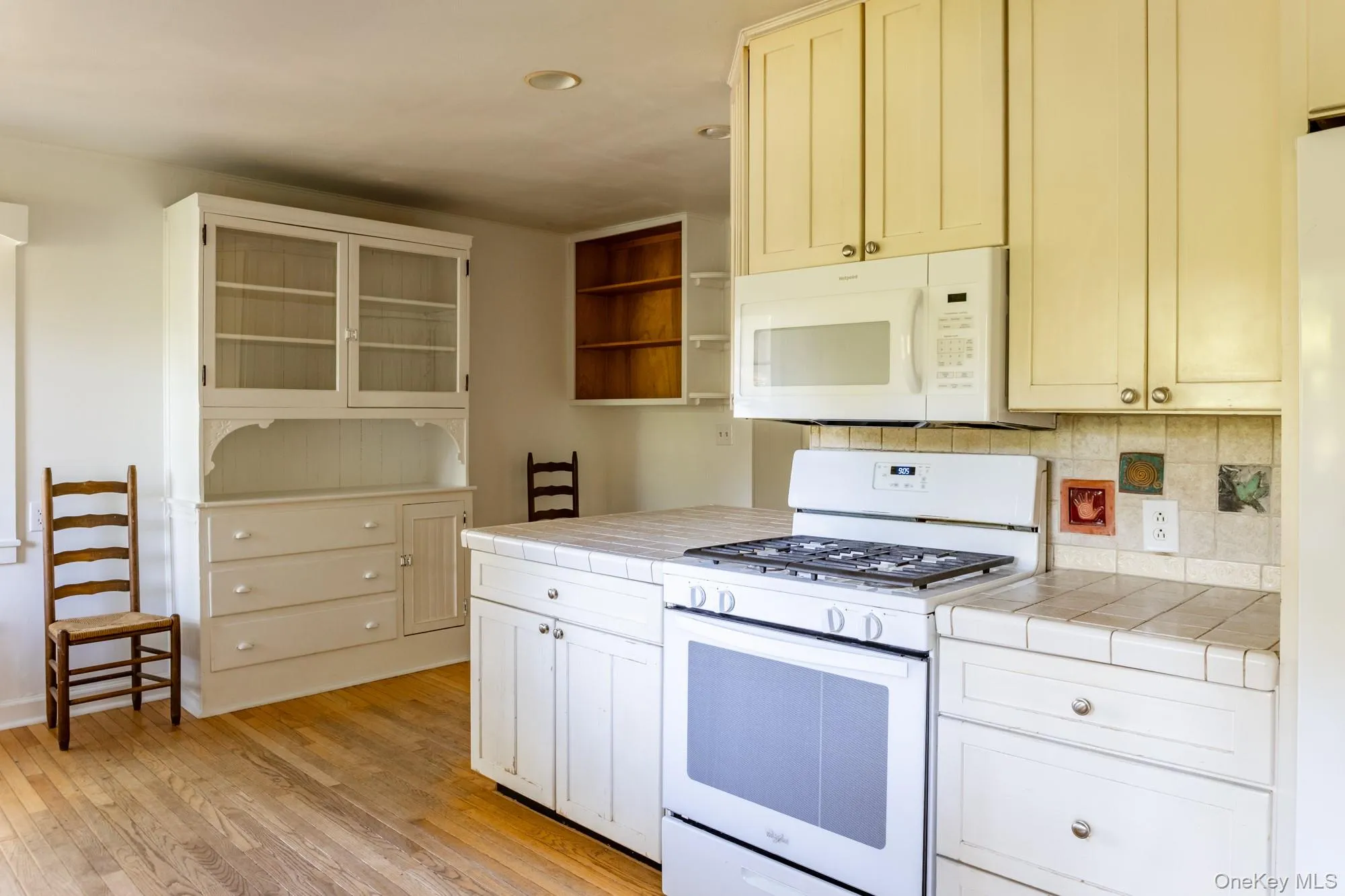 72 Rock City Road, Woodstock, NY, 3 Bedrooms Bedrooms, 7 Rooms Rooms,2 BathroomsBathrooms,Residential,For Rent,Rock City,0,1059628 72 Rock City Road, Woodstock, NY, 3 Bedrooms Bedrooms, 7 Rooms Rooms,2 BathroomsBathrooms,Residential,For Rent,Rock City,0,1059628