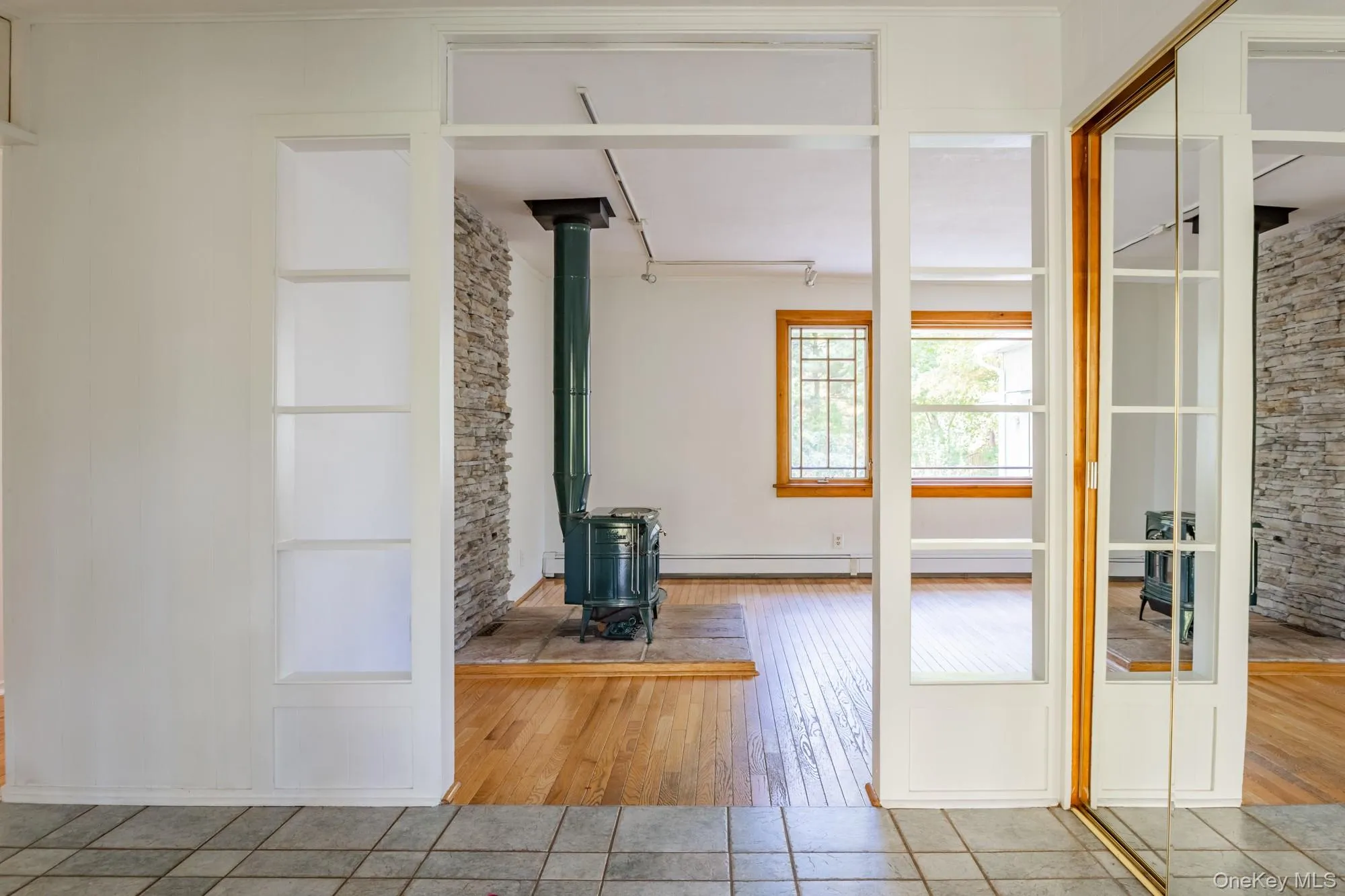 72 Rock City Road, Woodstock, NY, 3 Bedrooms Bedrooms, 7 Rooms Rooms,2 BathroomsBathrooms,Residential,For Rent,Rock City,0,1059628 72 Rock City Road, Woodstock, NY, 3 Bedrooms Bedrooms, 7 Rooms Rooms,2 BathroomsBathrooms,Residential,For Rent,Rock City,0,1059628