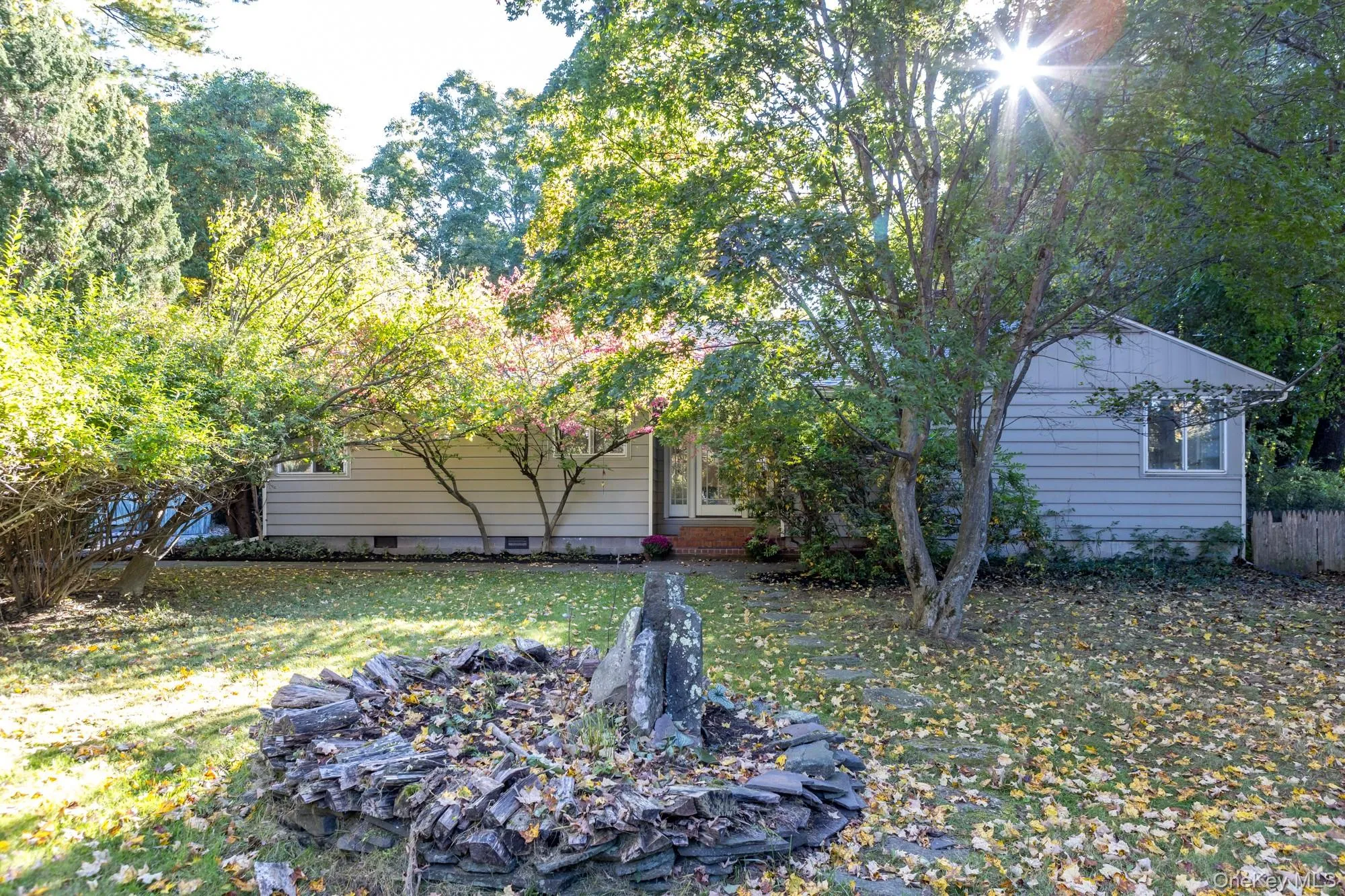72 Rock City Road, Woodstock, NY, 3 Bedrooms Bedrooms, 7 Rooms Rooms,2 BathroomsBathrooms,Residential,For Rent,Rock City,0,1059628 72 Rock City Road, Woodstock, NY, 3 Bedrooms Bedrooms, 7 Rooms Rooms,2 BathroomsBathrooms,Residential,For Rent,Rock City,0,1059628