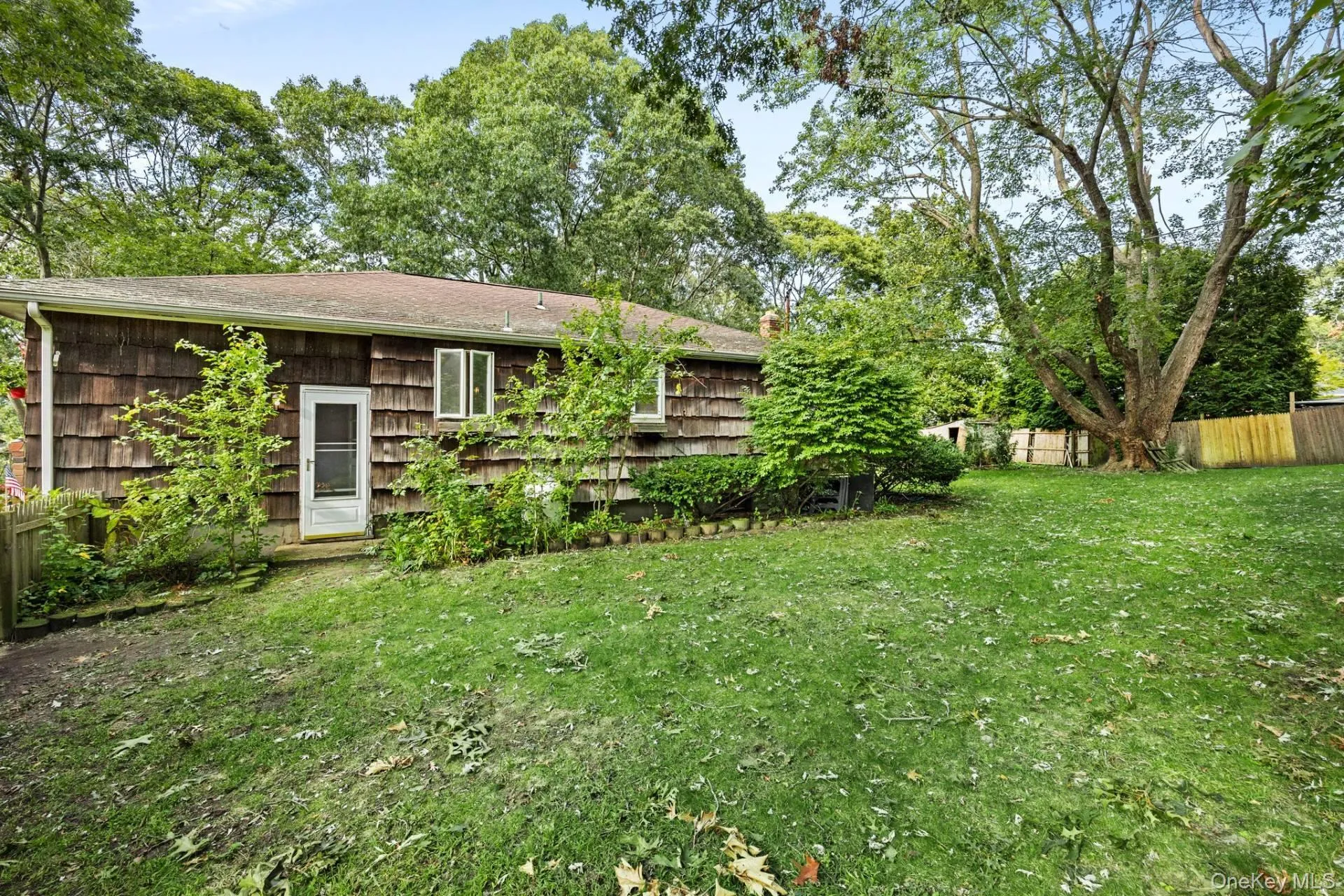 2 Easterly Road, Southampton, NY, 3 Bedrooms Bedrooms, 4 Rooms Rooms,2 BathroomsBathrooms,Residential,For Rent,Easterly,0,1059631 2 Easterly Road, Southampton, NY, 3 Bedrooms Bedrooms, 4 Rooms Rooms,2 BathroomsBathrooms,Residential,For Rent,Easterly,0,1059631