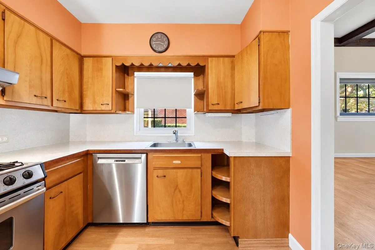 54 Kimball Terrace, Yonkers, NY, 3 Bedrooms Bedrooms, 9 Rooms Rooms,1 BathroomBathrooms,Residential,For Rent,Kimball,0,1059634 54 Kimball Terrace, Yonkers, NY, 3 Bedrooms Bedrooms, 9 Rooms Rooms,1 BathroomBathrooms,Residential,For Rent,Kimball,0,1059634