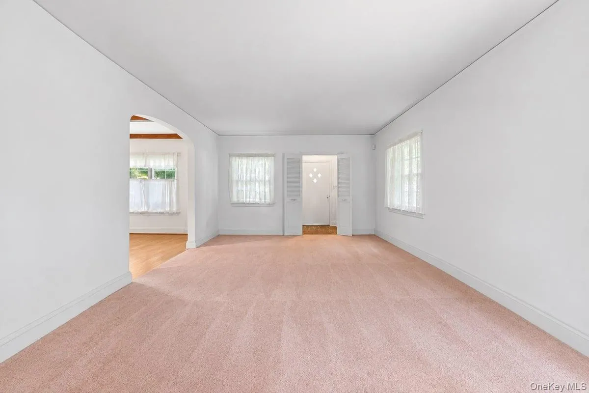 54 Kimball Terrace, Yonkers, NY, 3 Bedrooms Bedrooms, 9 Rooms Rooms,1 BathroomBathrooms,Residential,For Rent,Kimball,0,1059634 54 Kimball Terrace, Yonkers, NY, 3 Bedrooms Bedrooms, 9 Rooms Rooms,1 BathroomBathrooms,Residential,For Rent,Kimball,0,1059634