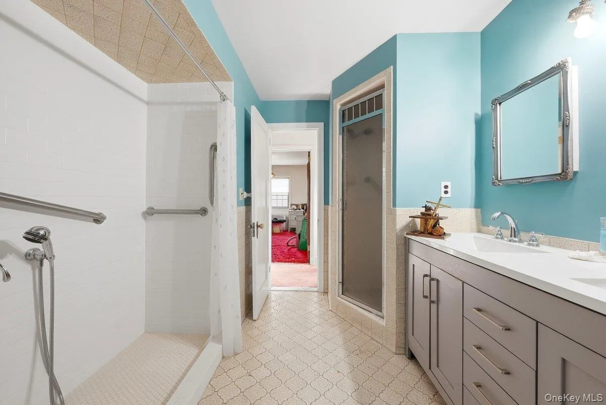Hall Bathroom Hall Bathroom