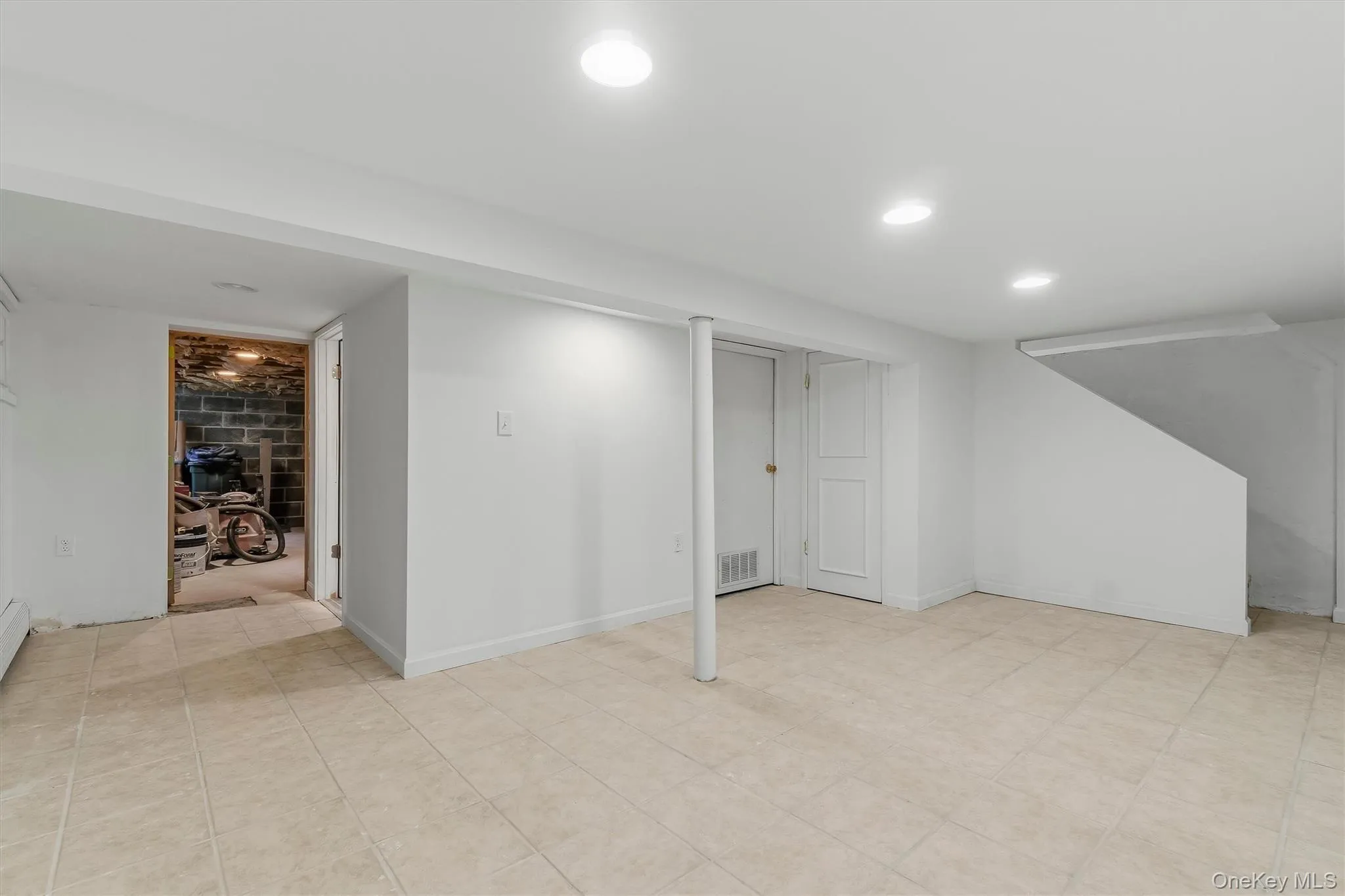 157 Martin Place, Orangetown, NY, 3 Bedrooms Bedrooms, 8 Rooms Rooms,2 BathroomsBathrooms,Residential,For Rent,Martin,0,1059640 157 Martin Place, Orangetown, NY, 3 Bedrooms Bedrooms, 8 Rooms Rooms,2 BathroomsBathrooms,Residential,For Rent,Martin,0,1059640