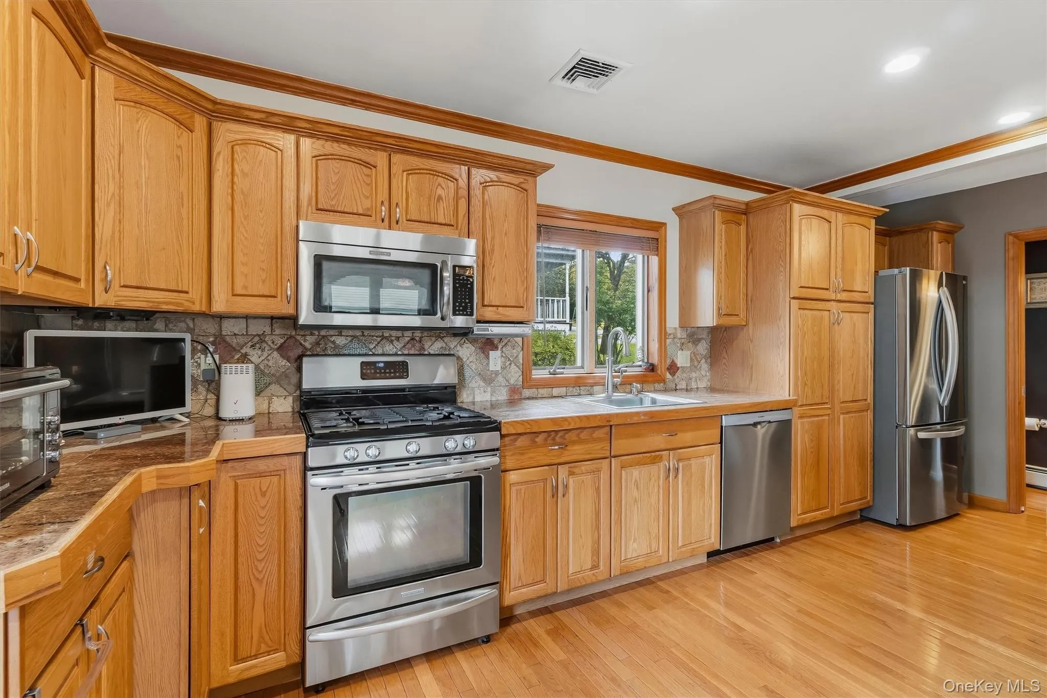 157 Martin Place, Orangetown, NY, 3 Bedrooms Bedrooms, 8 Rooms Rooms,2 BathroomsBathrooms,Residential,For Rent,Martin,0,1059640 157 Martin Place, Orangetown, NY, 3 Bedrooms Bedrooms, 8 Rooms Rooms,2 BathroomsBathrooms,Residential,For Rent,Martin,0,1059640