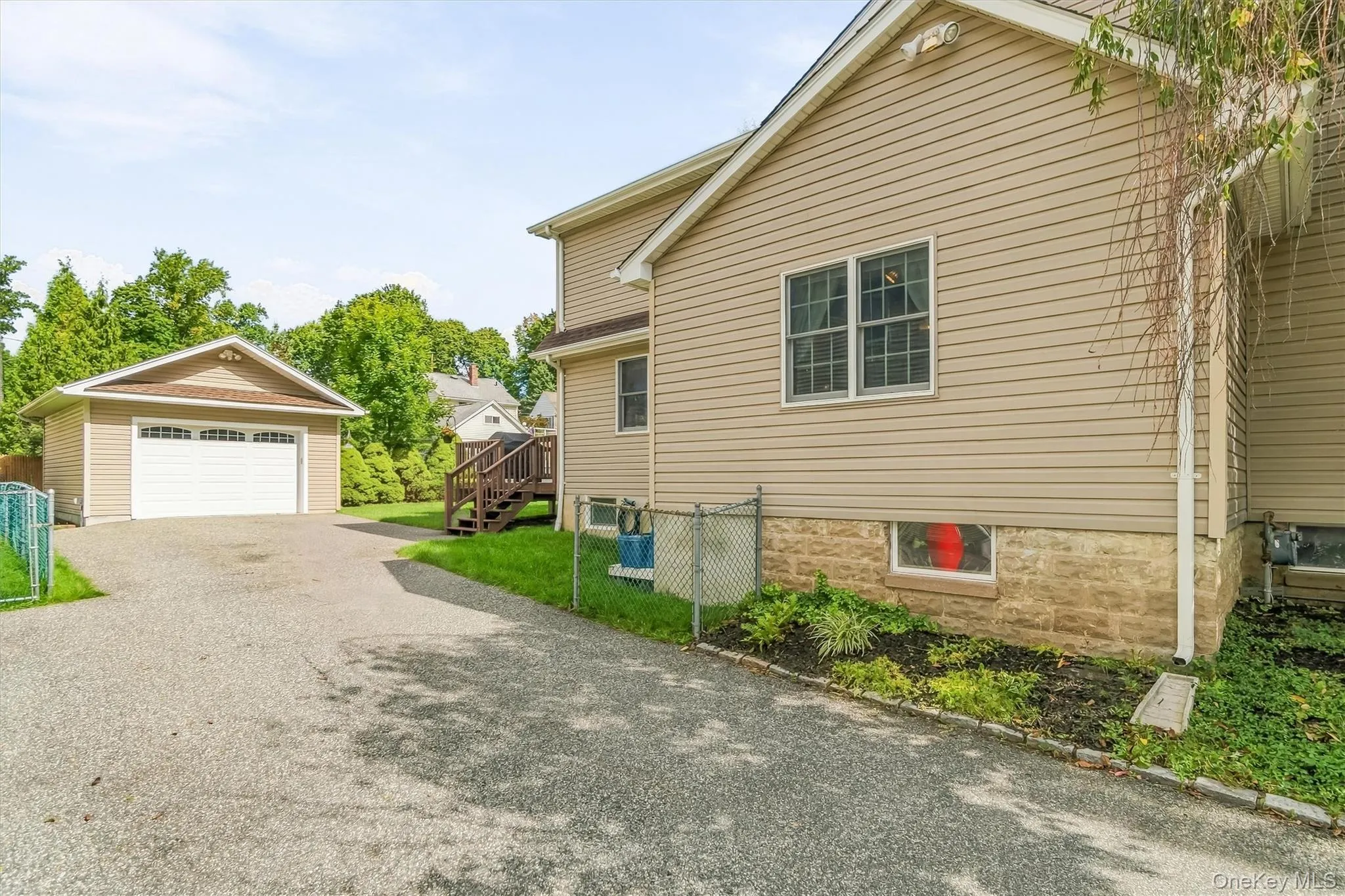 157 Martin Place, Orangetown, NY, 3 Bedrooms Bedrooms, 8 Rooms Rooms,2 BathroomsBathrooms,Residential,For Rent,Martin,0,1059640 157 Martin Place, Orangetown, NY, 3 Bedrooms Bedrooms, 8 Rooms Rooms,2 BathroomsBathrooms,Residential,For Rent,Martin,0,1059640