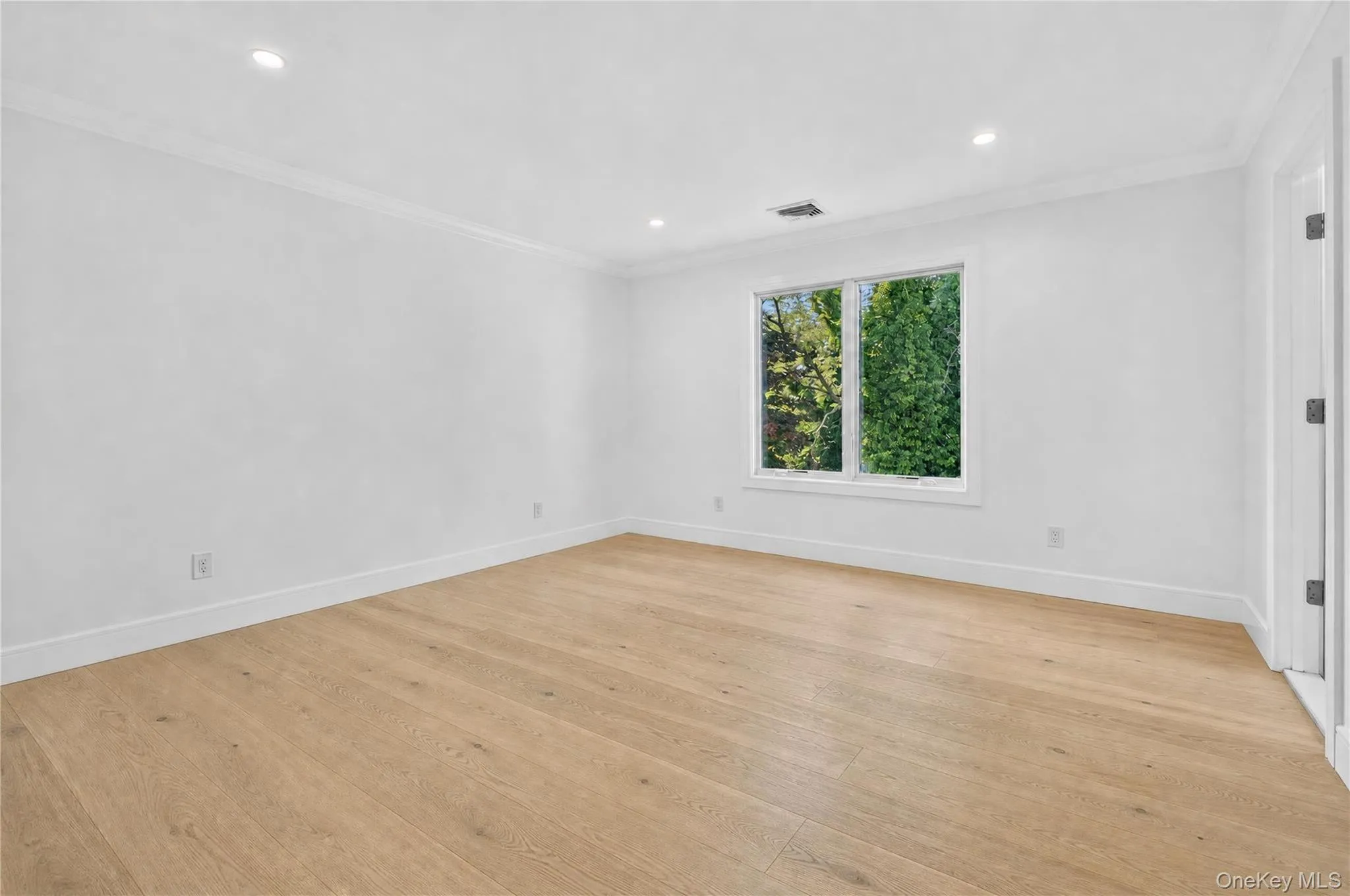 44 Meadow Lane, Hempstead, NY, 5 Bedrooms Bedrooms, 10 Rooms Rooms,4 BathroomsBathrooms,Residential,For Rent,Meadow,0,1059643 44 Meadow Lane, Hempstead, NY, 5 Bedrooms Bedrooms, 10 Rooms Rooms,4 BathroomsBathrooms,Residential,For Rent,Meadow,0,1059643