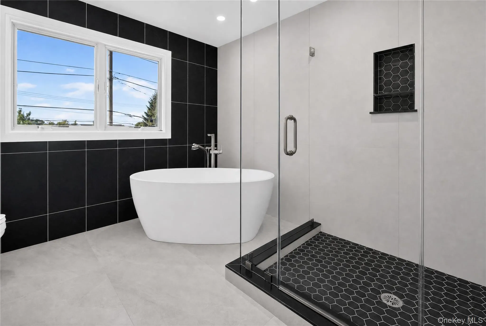 44 Meadow Lane, Hempstead, NY, 5 Bedrooms Bedrooms, 10 Rooms Rooms,4 BathroomsBathrooms,Residential,For Rent,Meadow,0,1059643 44 Meadow Lane, Hempstead, NY, 5 Bedrooms Bedrooms, 10 Rooms Rooms,4 BathroomsBathrooms,Residential,For Rent,Meadow,0,1059643