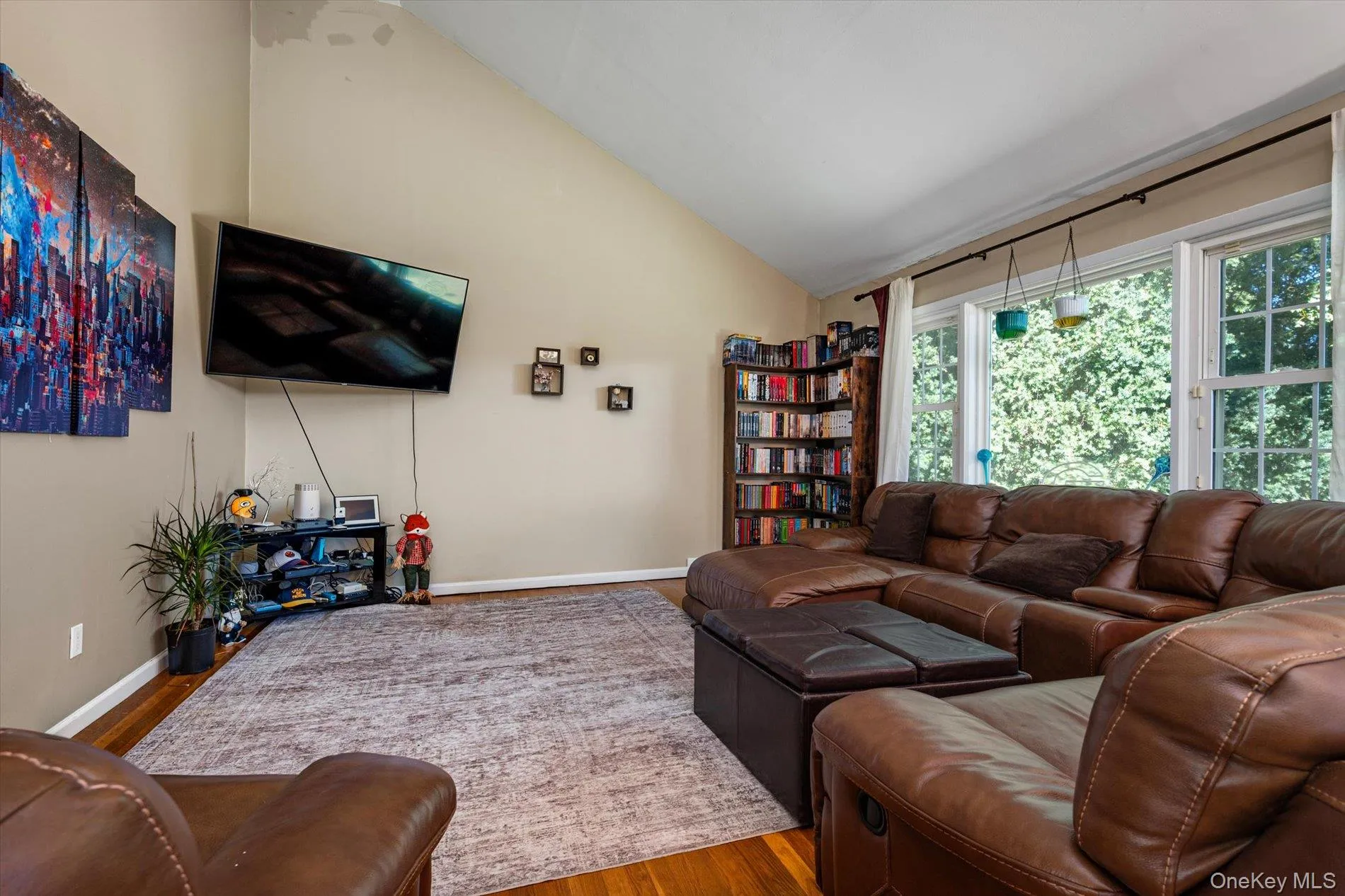 18 Meadow Lark Drive, Huntington, NY, 3 Bedrooms Bedrooms, 7 Rooms Rooms,2 BathroomsBathrooms,Residential,For Rent,Meadow Lark,0,1059644 18 Meadow Lark Drive, Huntington, NY, 3 Bedrooms Bedrooms, 7 Rooms Rooms,2 BathroomsBathrooms,Residential,For Rent,Meadow Lark,0,1059644