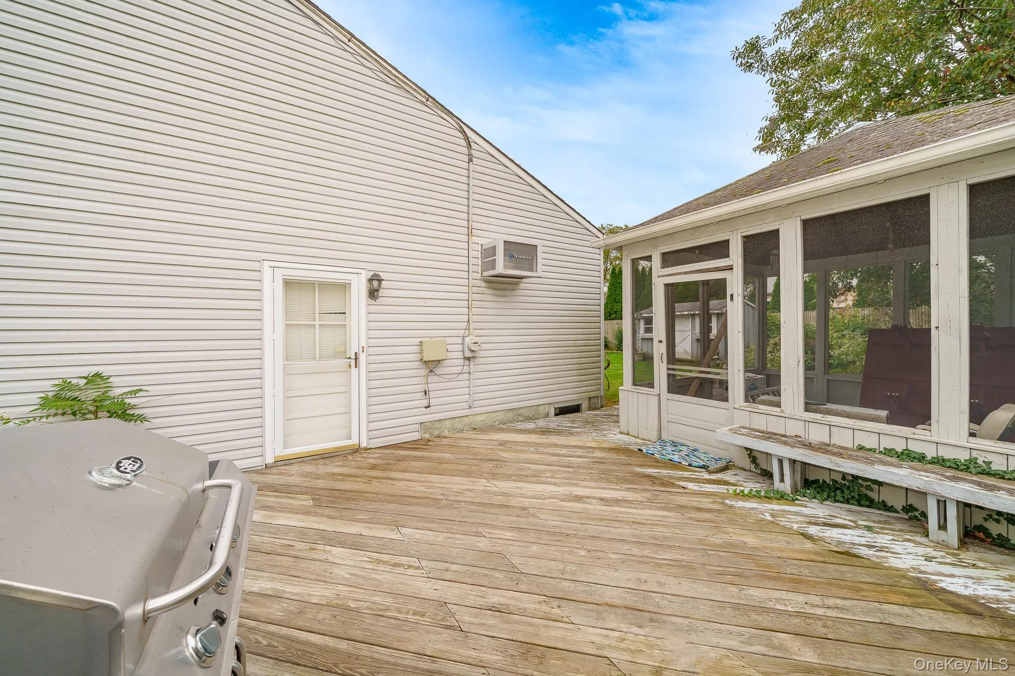42 Peachtree Lane, Huntington, NY, 3 Bedrooms Bedrooms, 6 Rooms Rooms,1 BathroomBathrooms,Residential,For Rent,Peachtree,0,1059660 42 Peachtree Lane, Huntington, NY, 3 Bedrooms Bedrooms, 6 Rooms Rooms,1 BathroomBathrooms,Residential,For Rent,Peachtree,0,1059660