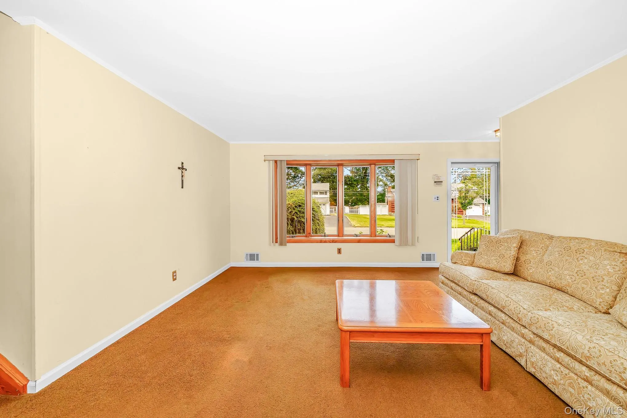 Carpet flooring has hardwood floor underneath Carpet flooring has hardwood floor underneath