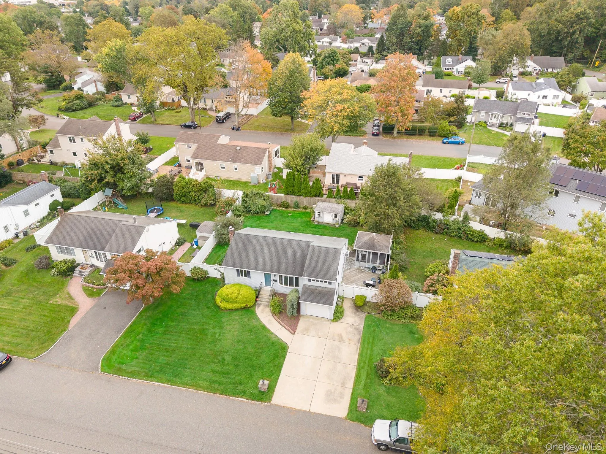 42 Peachtree Lane, Huntington, NY, 3 Bedrooms Bedrooms, 6 Rooms Rooms,1 BathroomBathrooms,Residential,For Rent,Peachtree,0,1059660 42 Peachtree Lane, Huntington, NY, 3 Bedrooms Bedrooms, 6 Rooms Rooms,1 BathroomBathrooms,Residential,For Rent,Peachtree,0,1059660