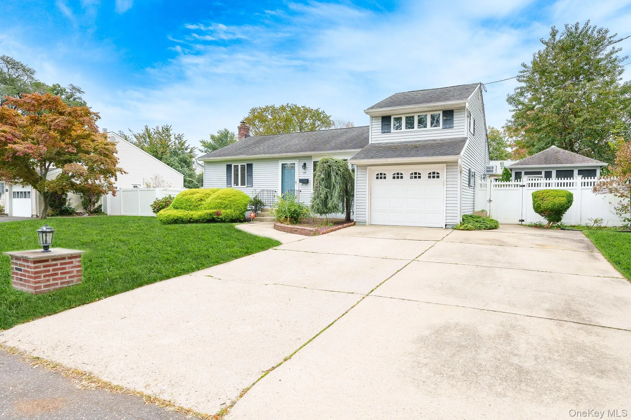 42 Peachtree Lane, Huntington, NY, 3 Bedrooms Bedrooms, 6 Rooms Rooms,1 BathroomBathrooms,Residential,For Rent,Peachtree,0,1059660 42 Peachtree Lane, Huntington, NY, 3 Bedrooms Bedrooms, 6 Rooms Rooms,1 BathroomBathrooms,Residential,For Rent,Peachtree,0,1059660